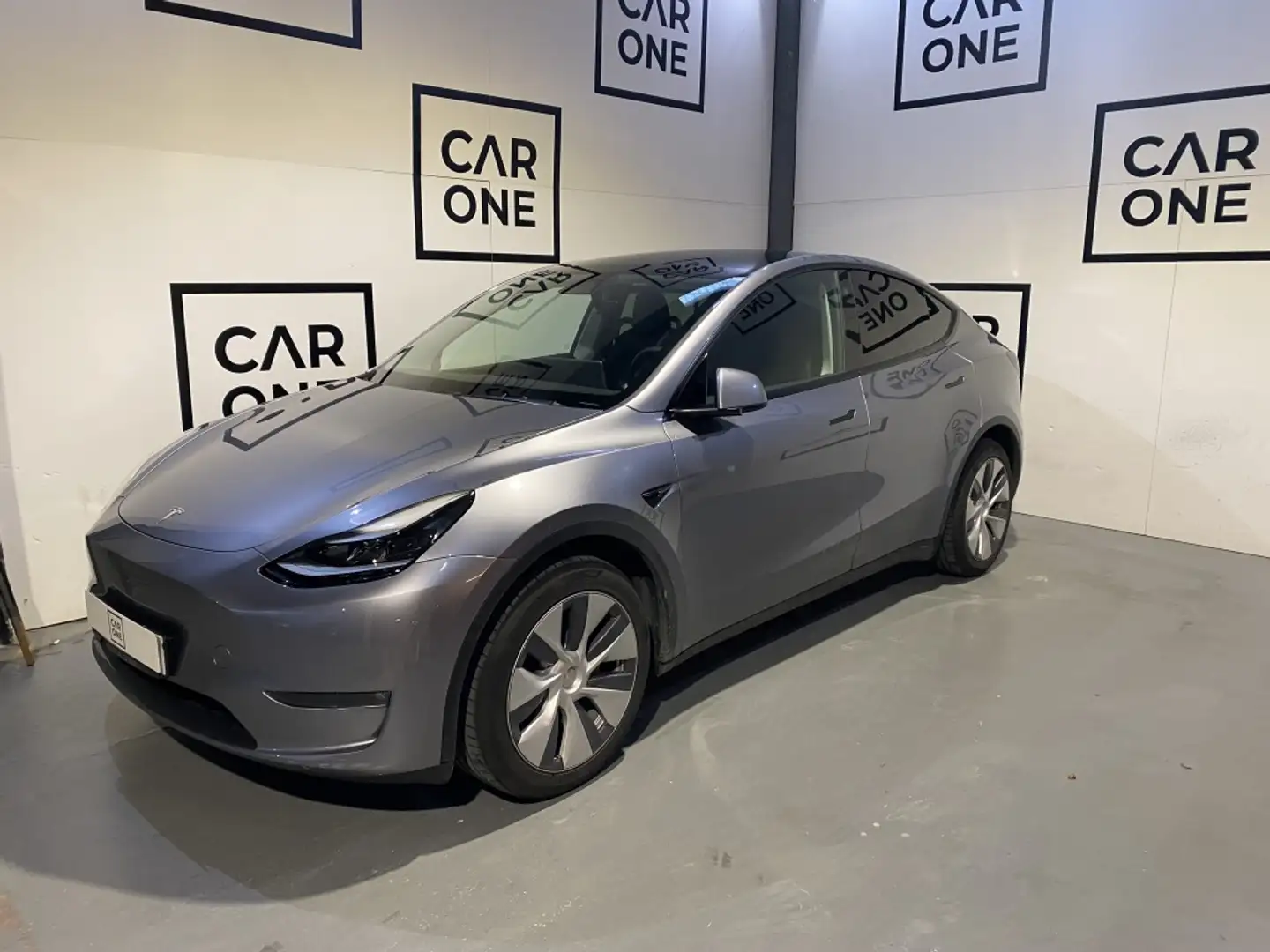 Tesla Model Y Gran Autonomia AWD Grau - 1