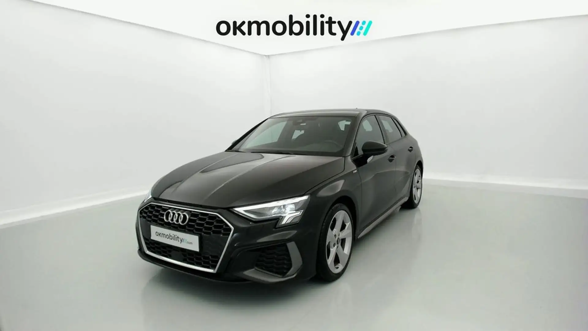 Audi A3 Sportback 35 TFSI 150 STRONIC s line Negro - 1
