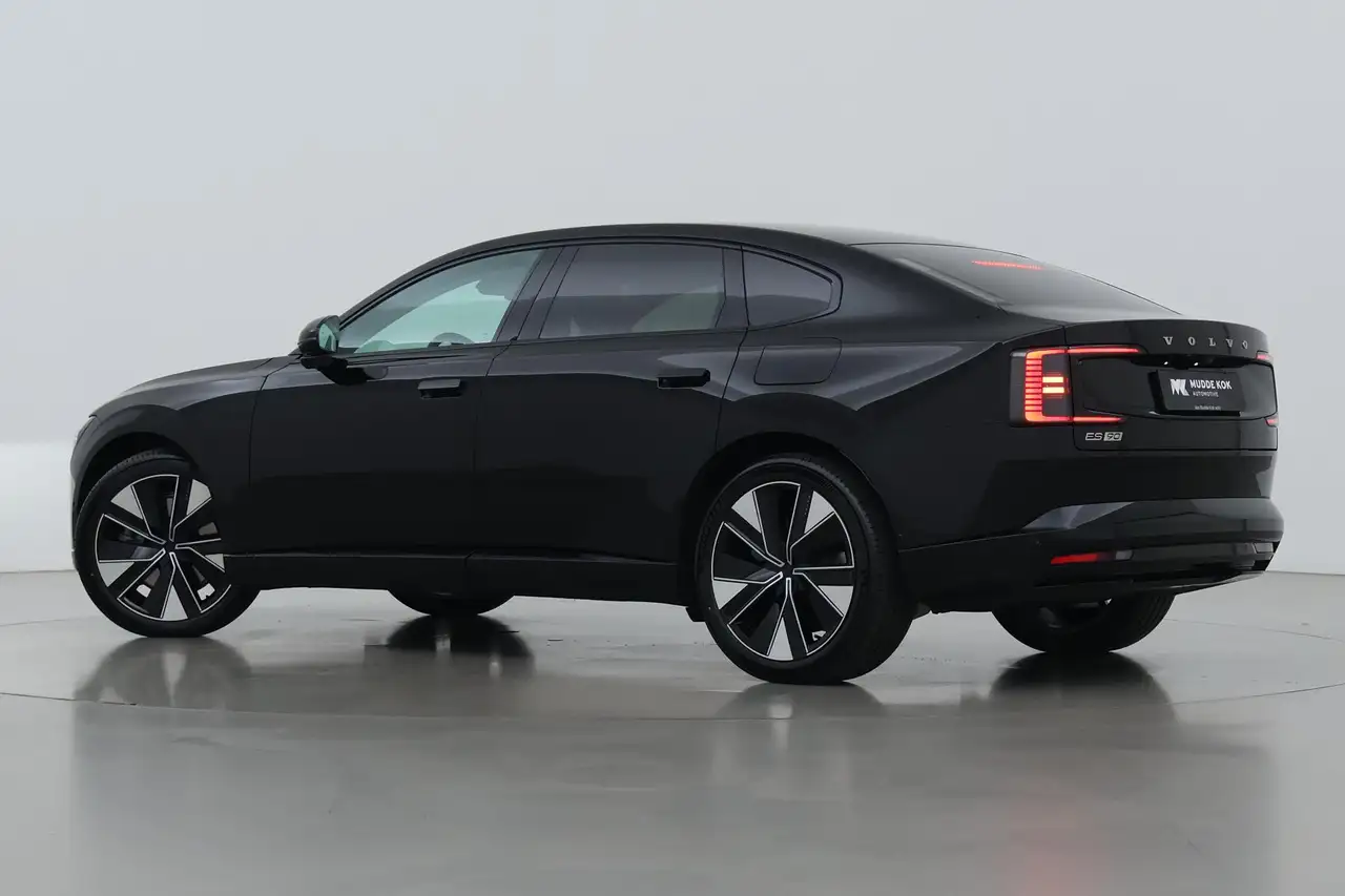 Volvo ES90 2026