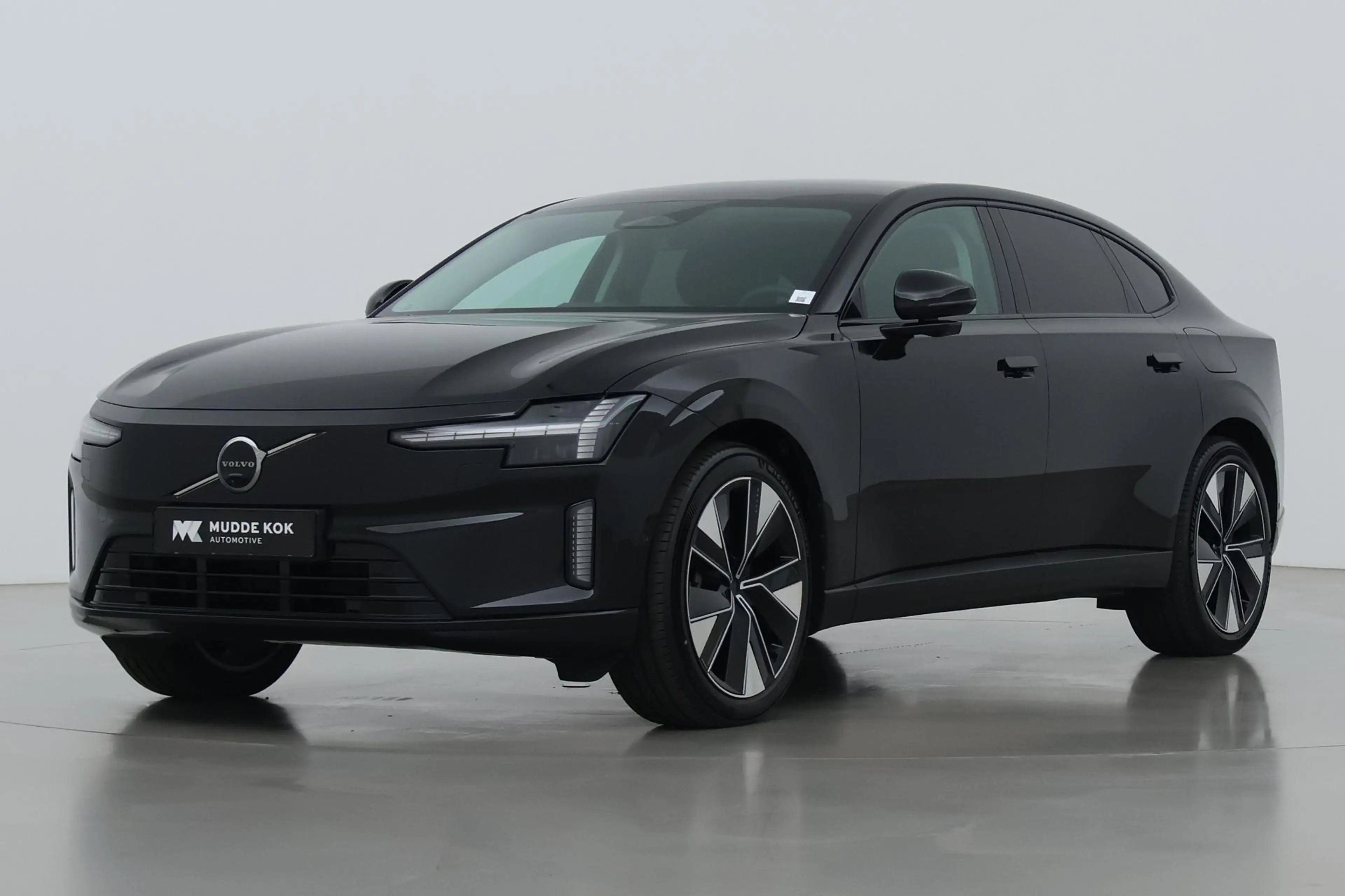Volvo ES90 Single Motor Extended Range Plus 92 kWh | Pilot As — photo 8