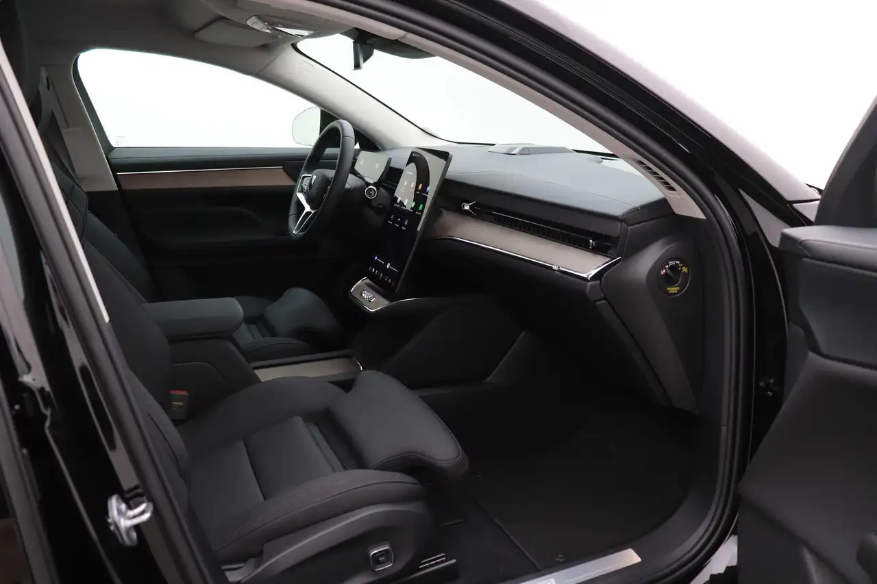 Volvo ES90 2026
