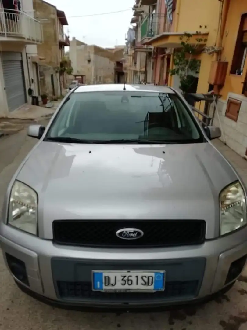 Ford Fusion Fusion 1.4 tdci Collection Silber - 1