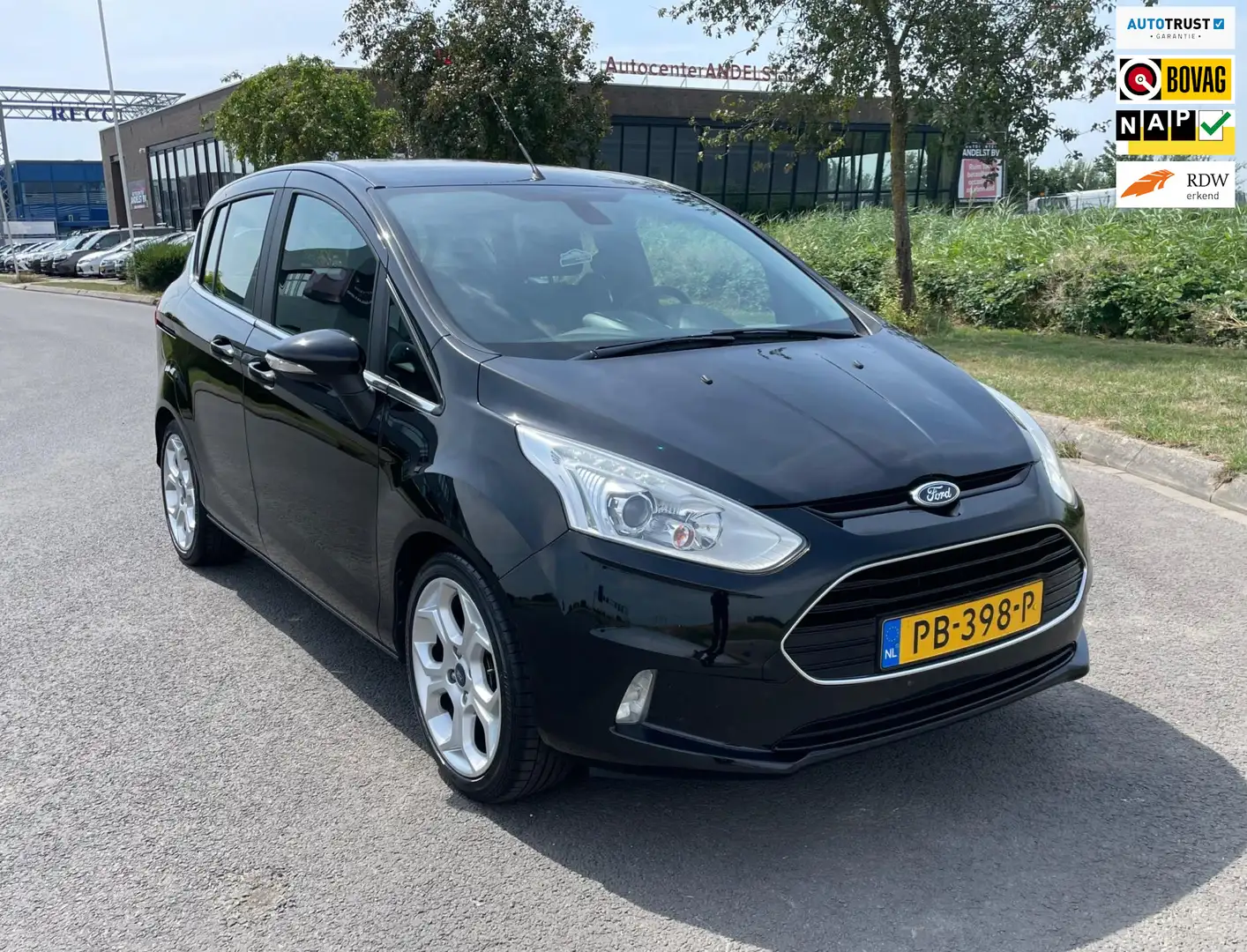 Ford B-Max 1.0 EcoBoost Titanium, Trekhaak, Navi, Cruise/Clim Schwarz - 1