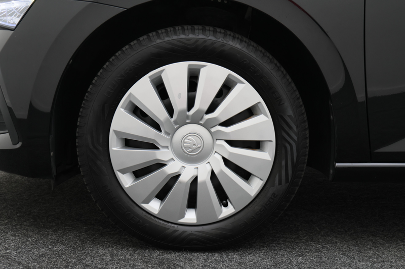 Skoda Scala 1.0 TSI Active LED, Airco, Lane Assist, Bluetooth — photo 23