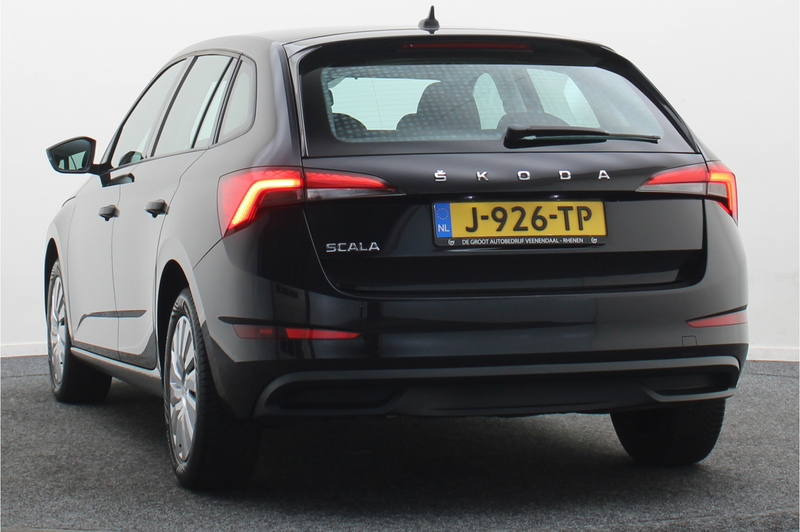 Skoda Scala 1.0 TSI Active LED, Airco, Lane Assist, Bluetooth — photo 16
