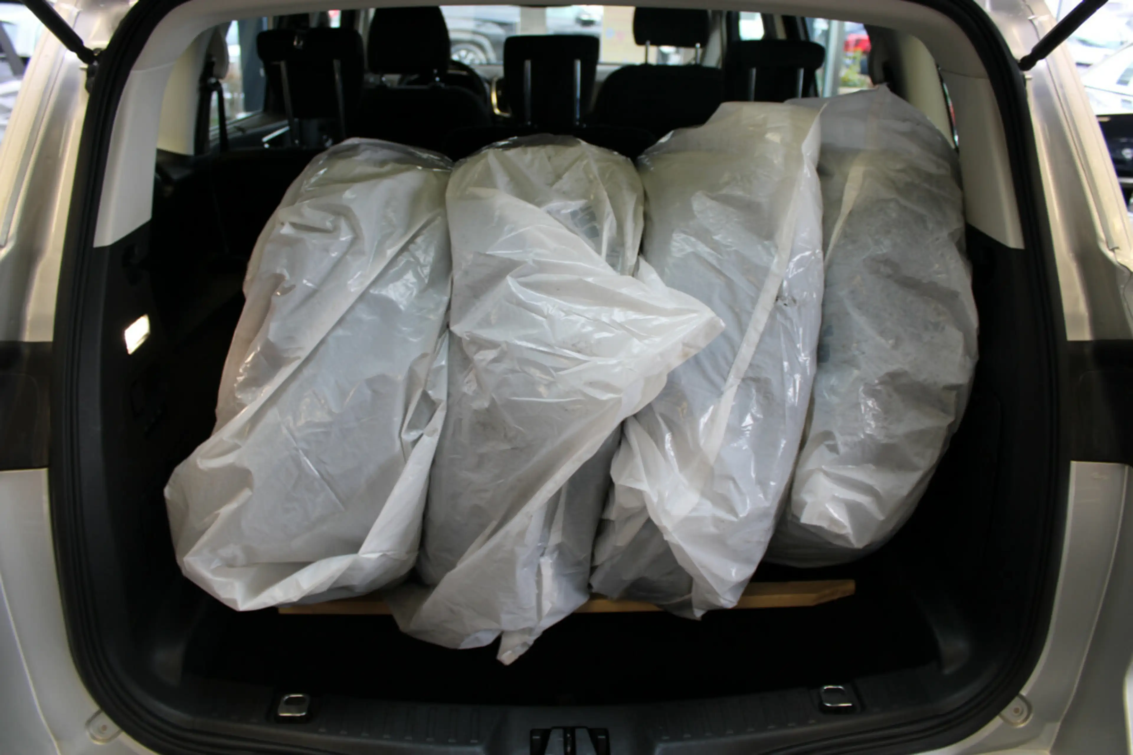 Ford S-Max 2.5 Duratec FHEV TITANIUM -AHK - — photo 6