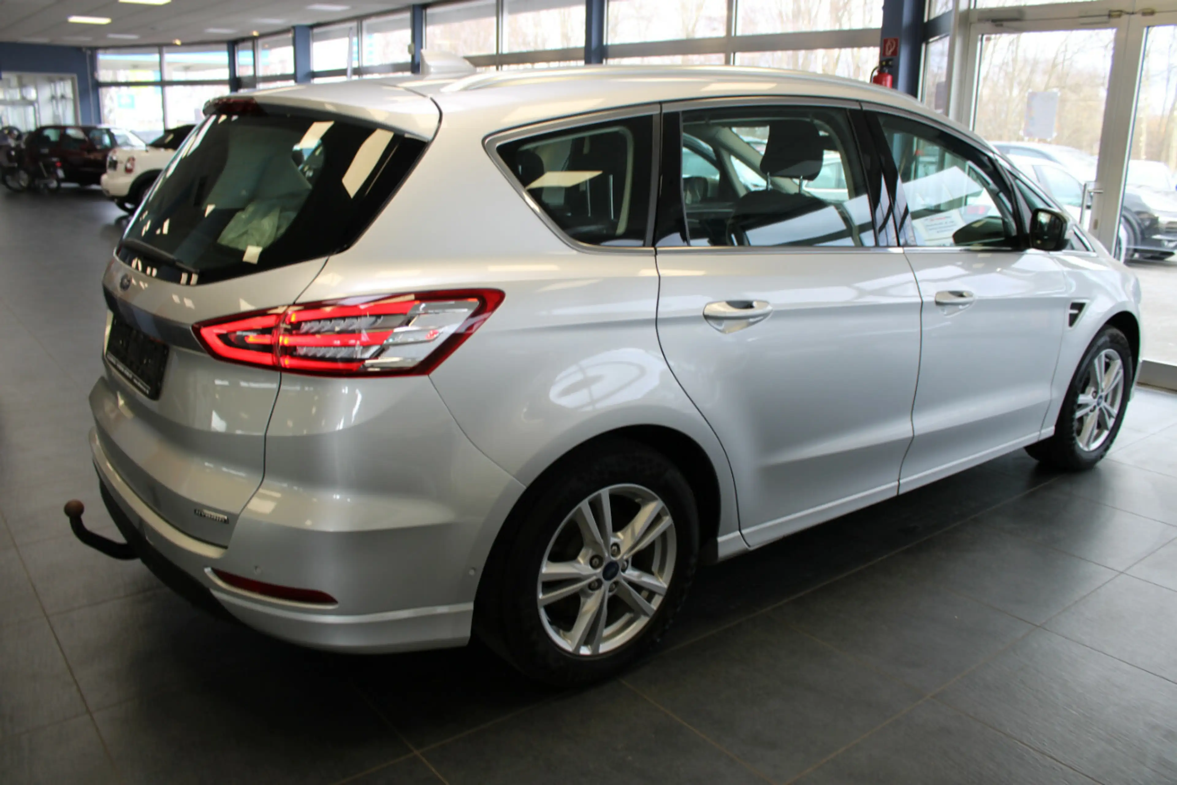 Ford S-Max 2.5 Duratec FHEV TITANIUM -AHK - — photo 7