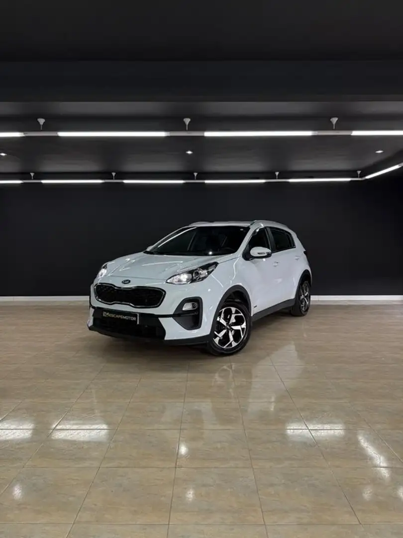 Kia Sportage 1.6 CRDi MHEV 100kW (136CV) Tech 4x4 Blanco - 1