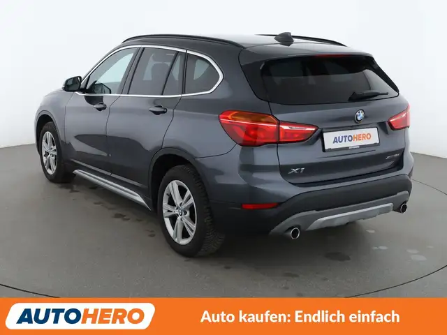 BMW X1 view 4