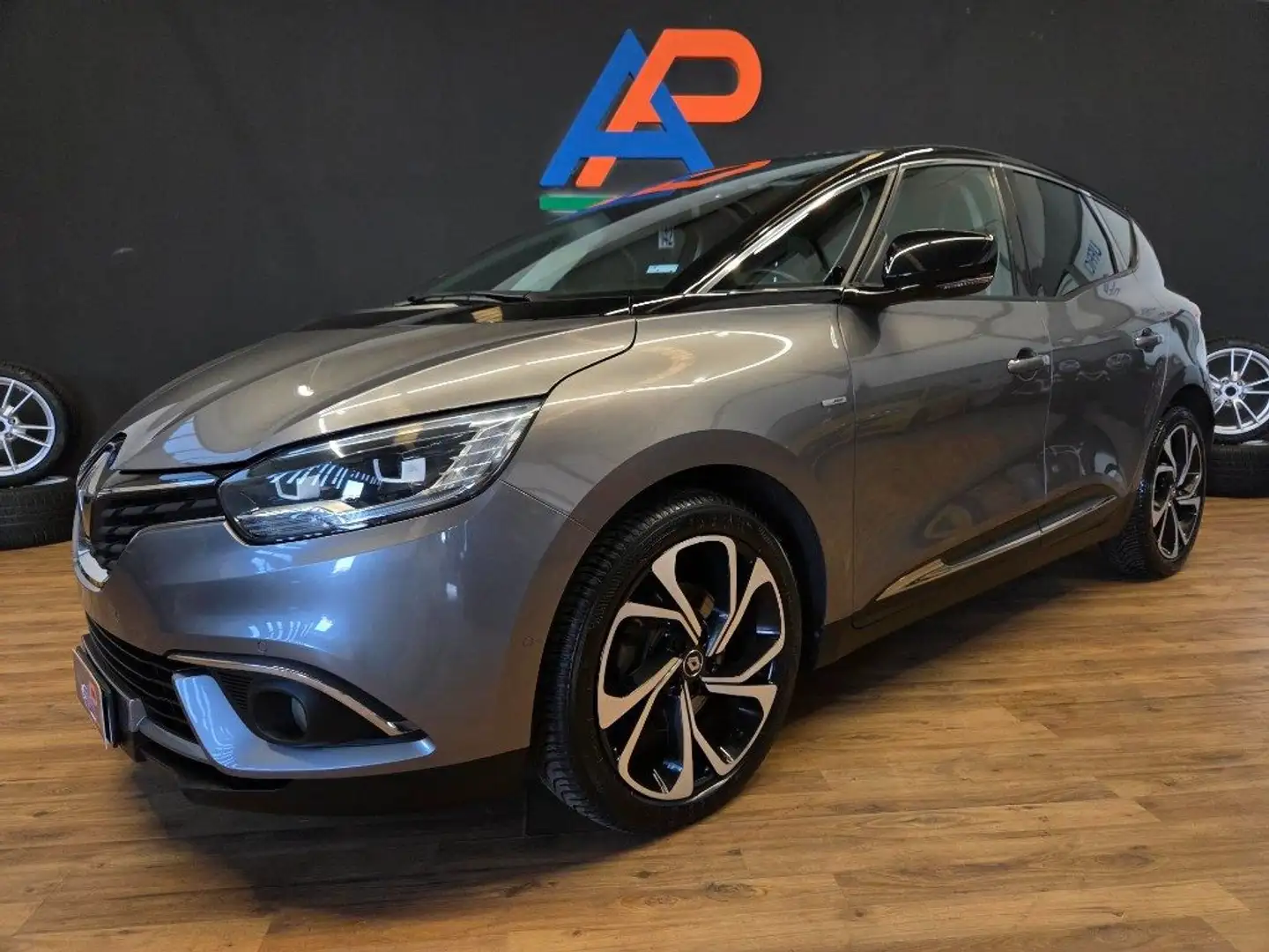Renault Scenic Scénic dCi 130 CV Start&Stop Energy Bose Grigio - 1