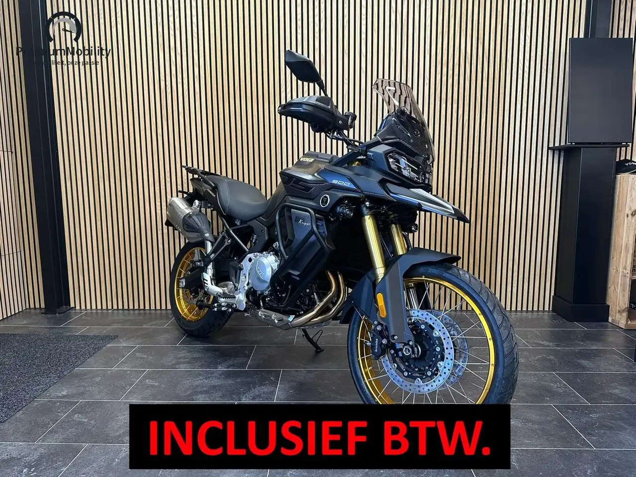 Voge DS900X