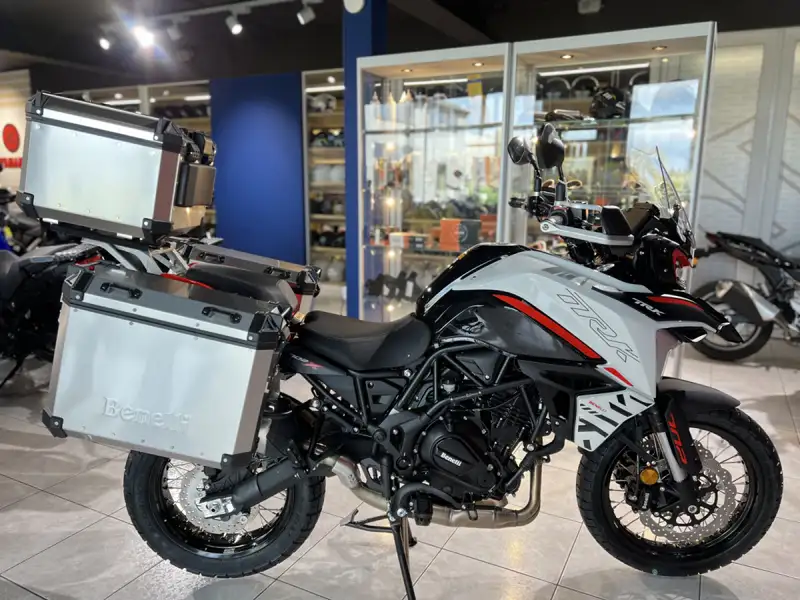 Benelli TRK 702 X