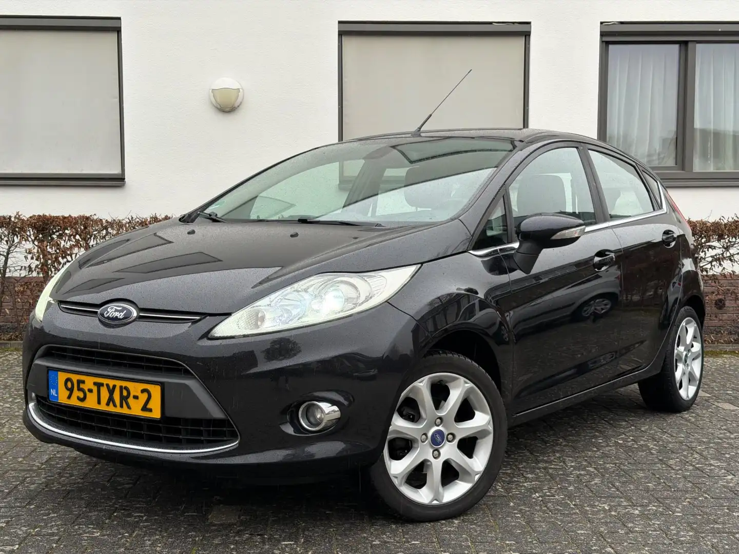 Ford Fiesta 1.25 Titanium NAP APK AIRCO LEER STOELVERWARMING N Schwarz - 2