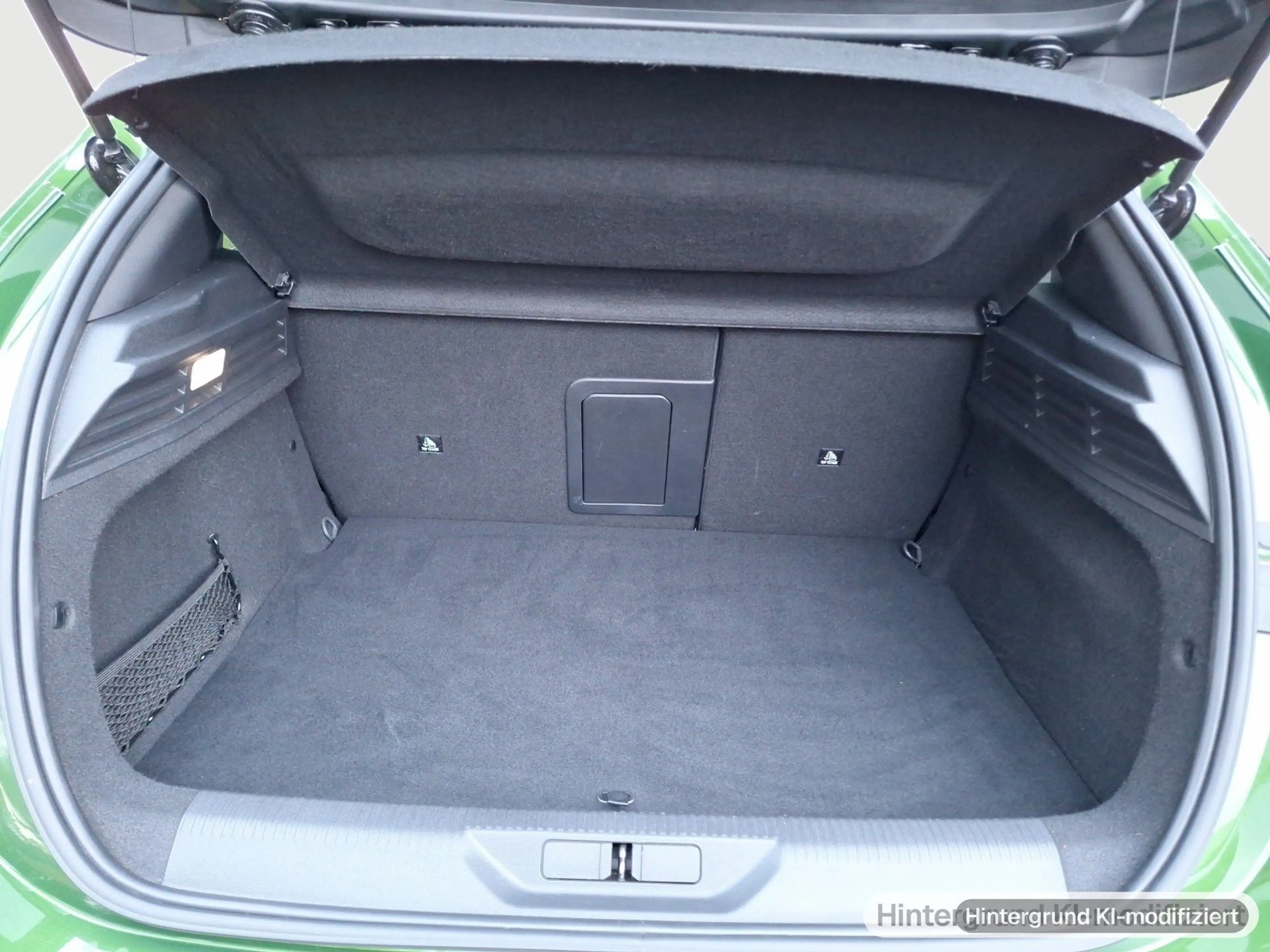 Peugeot 308 Plug-In-Hybrid 180 Allure Navi, LED, RFK — photo 7