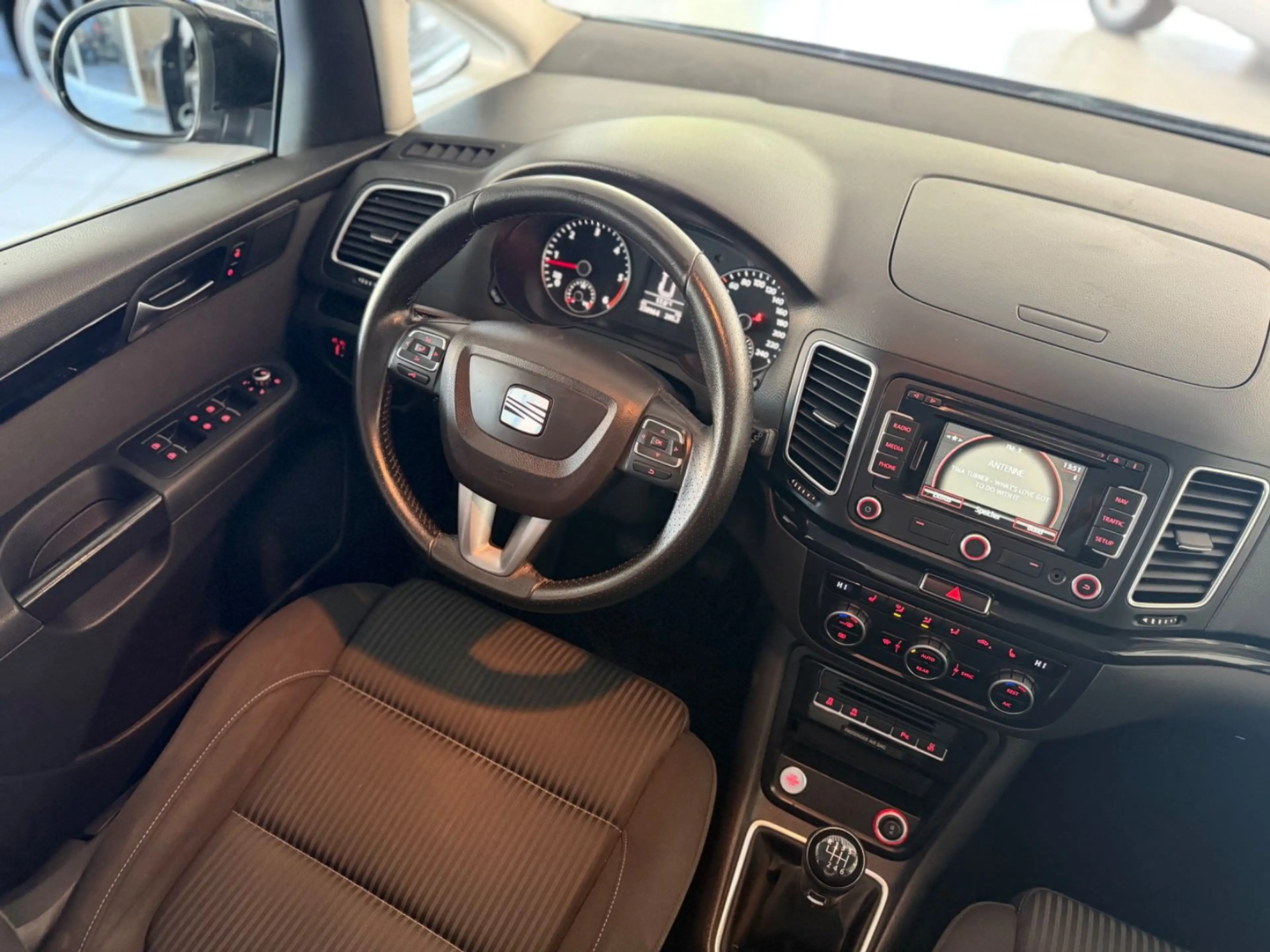 SEAT Alhambra I-Tech — photo 13