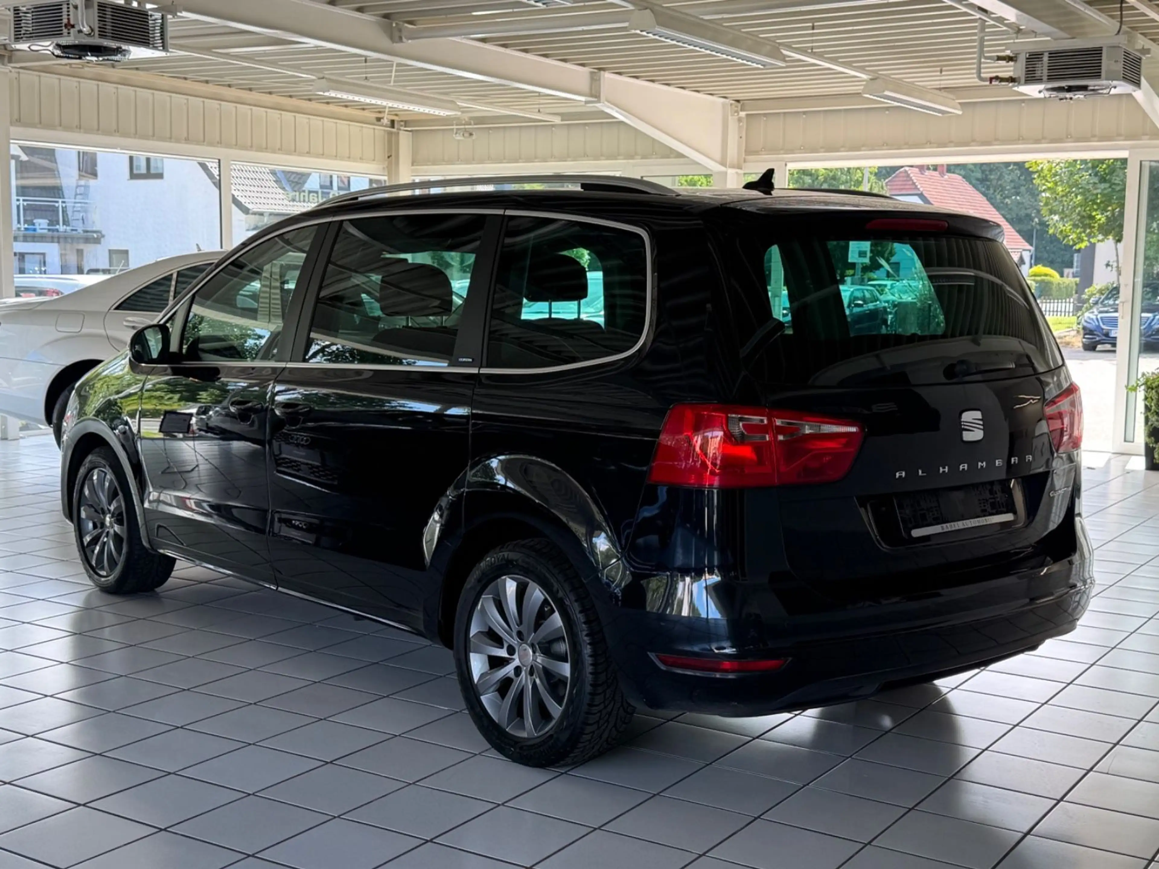 SEAT Alhambra I-Tech — photo 4