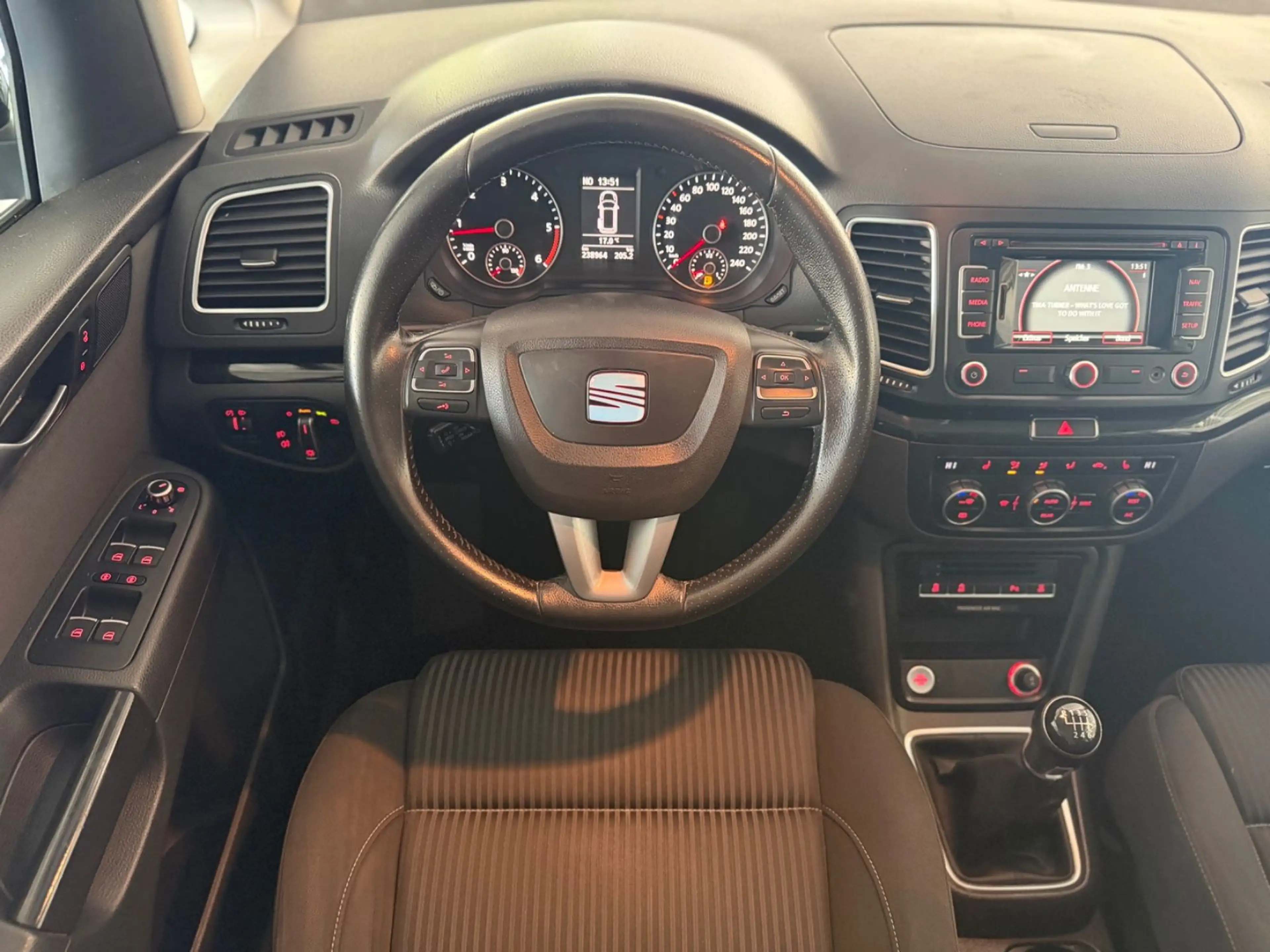 SEAT Alhambra I-Tech — photo 12
