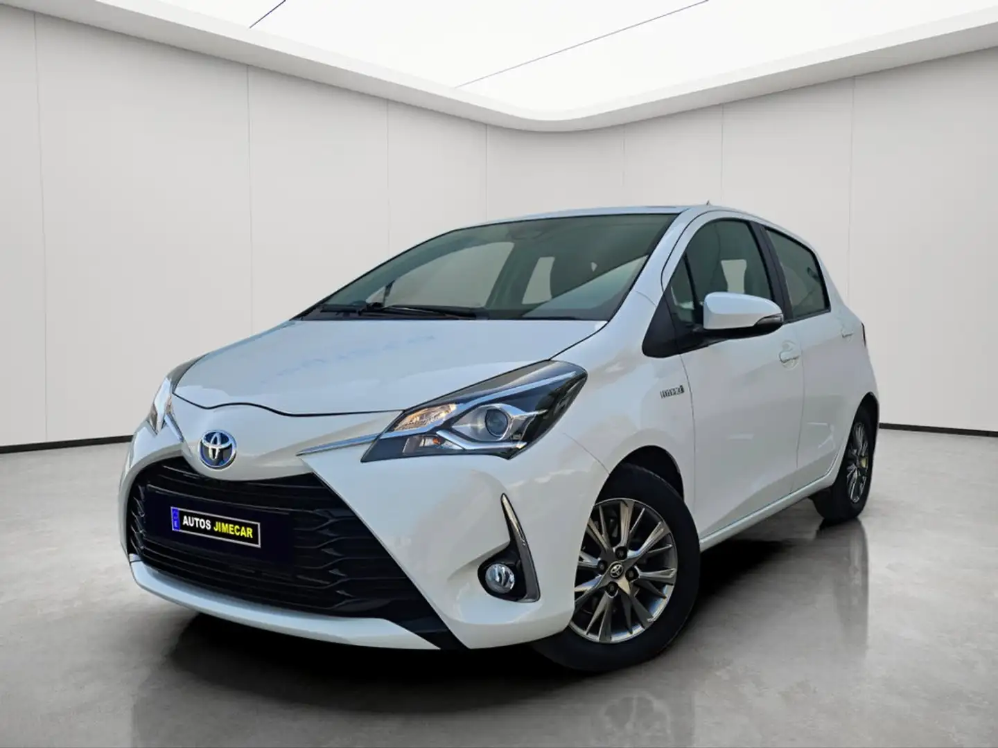 Toyota Yaris 100H 1.5 Active Blanco - 1