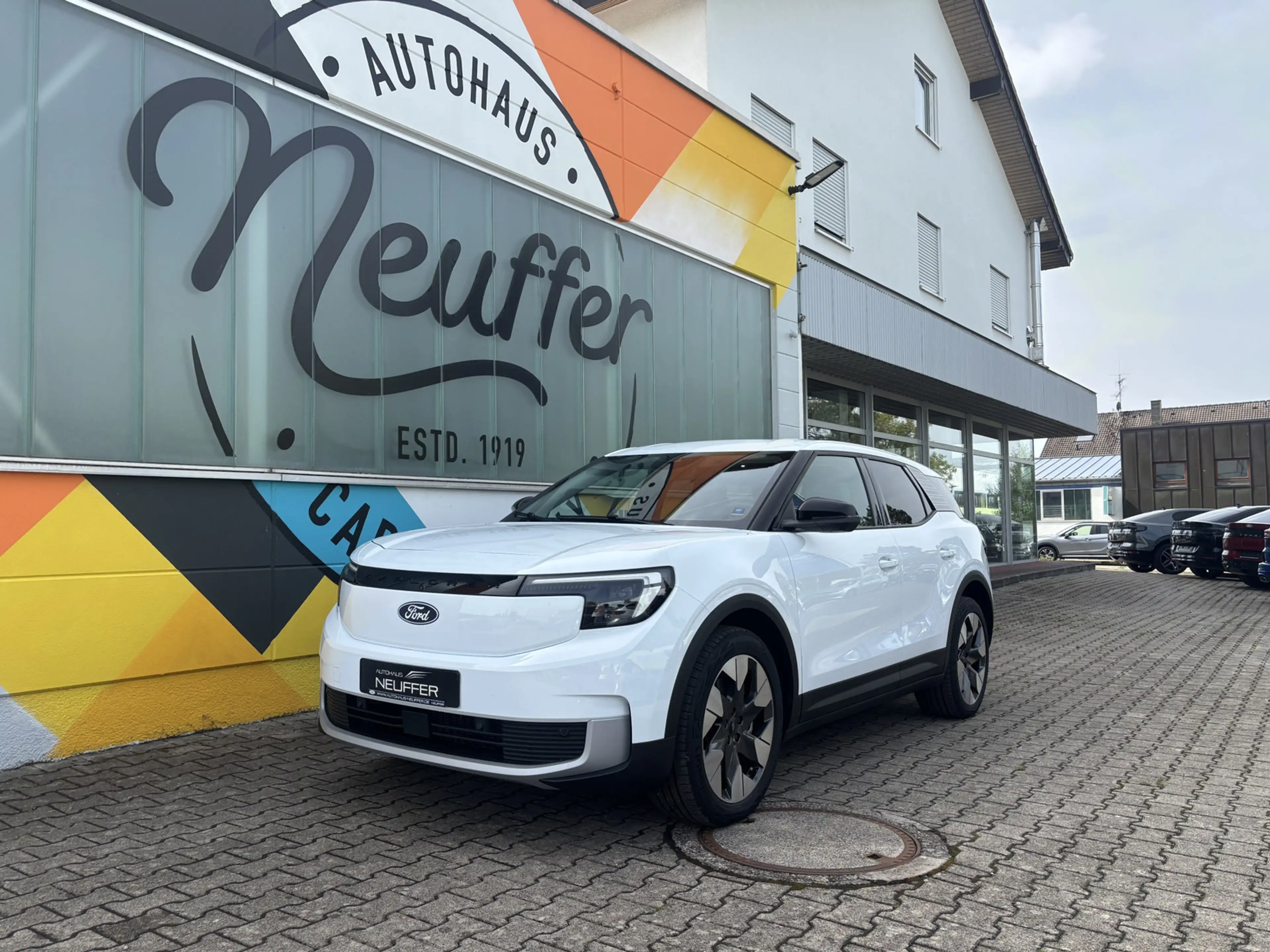 Ford Explorer Premium 340PS Allradantrieb 360° Kamera