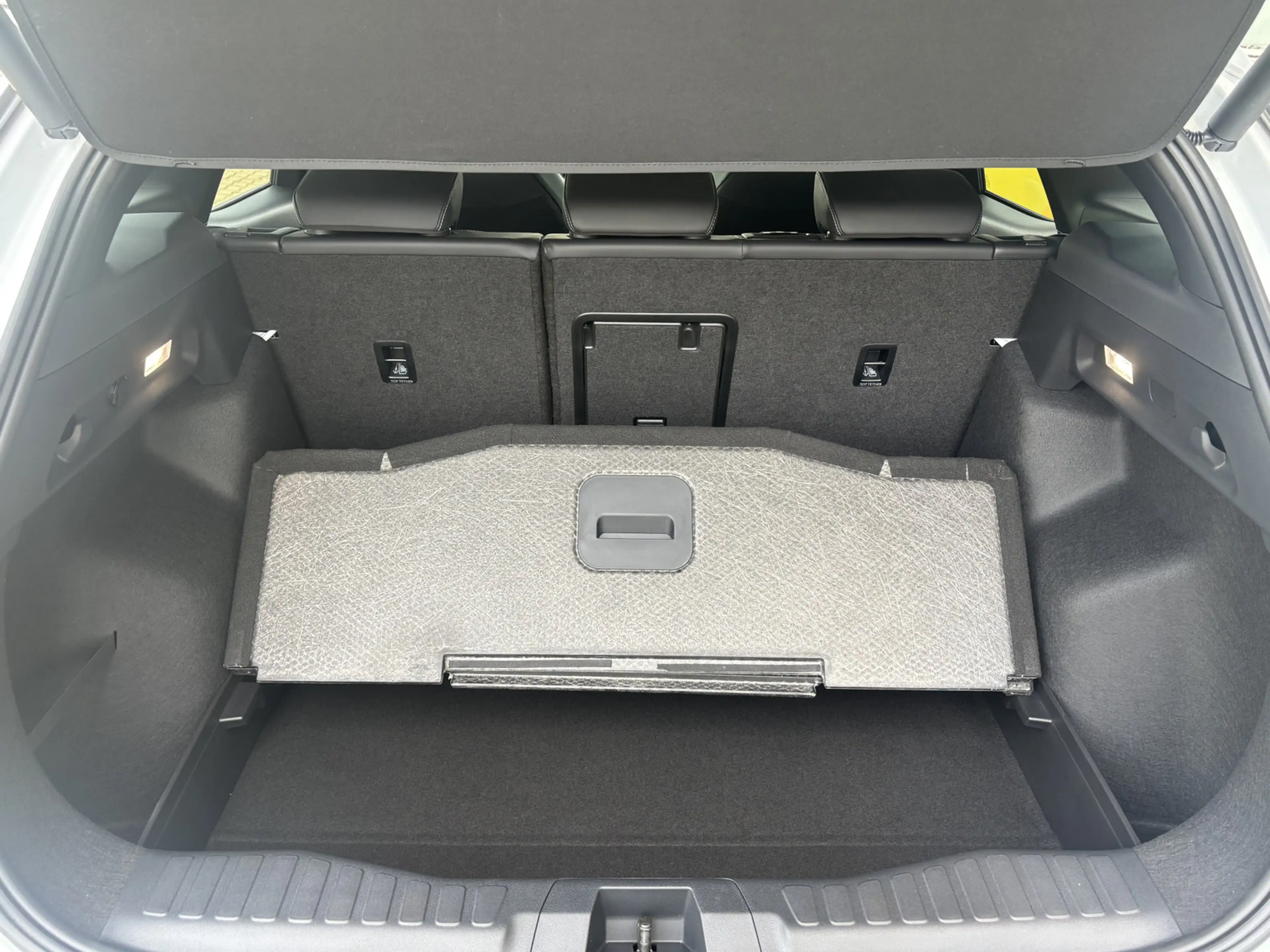 Ford Explorer Premium 340PS Allradantrieb 360° Kamera — photo 15