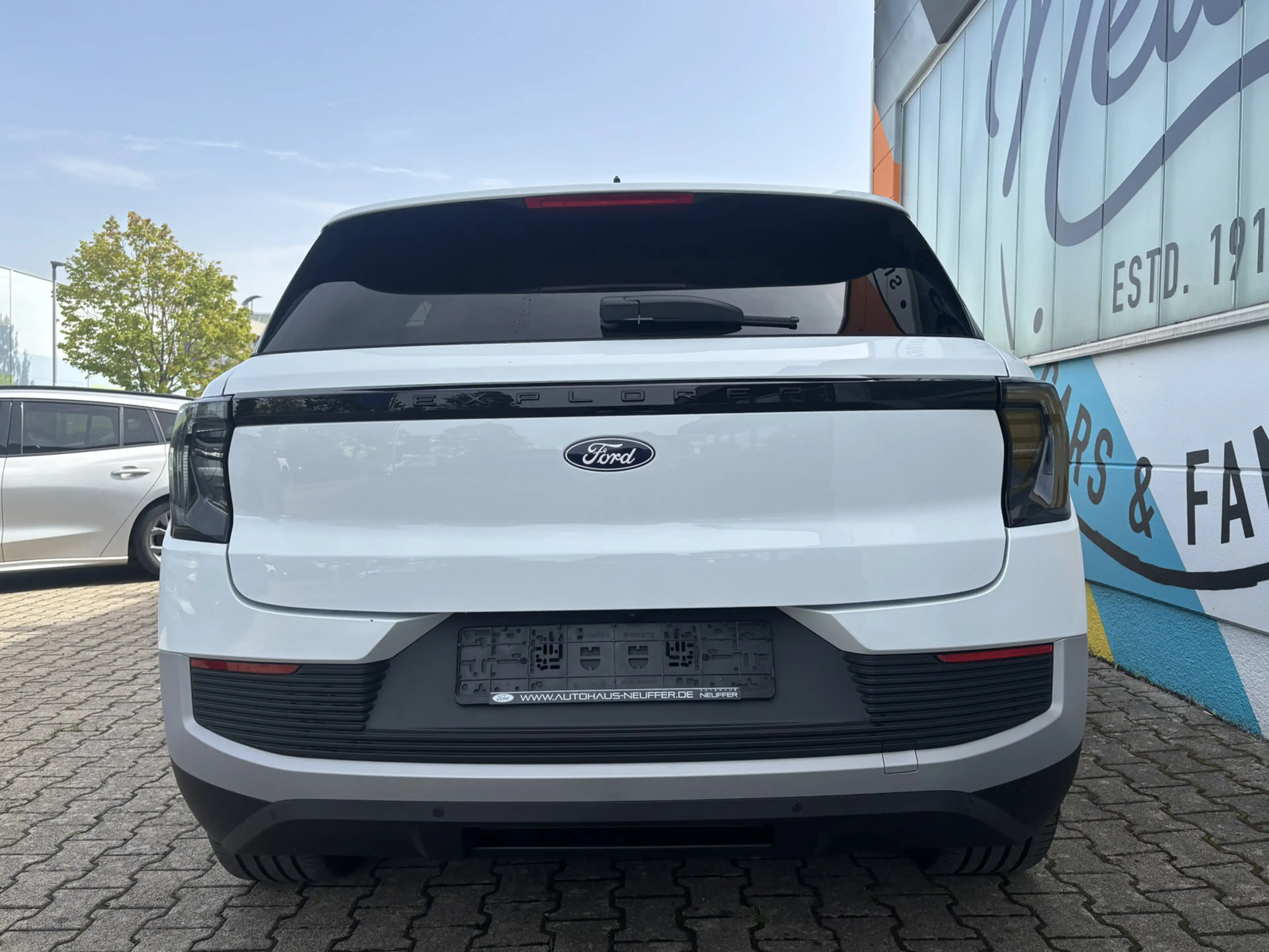 Ford Explorer Premium 340PS Allradantrieb 360° Kamera — photo 7