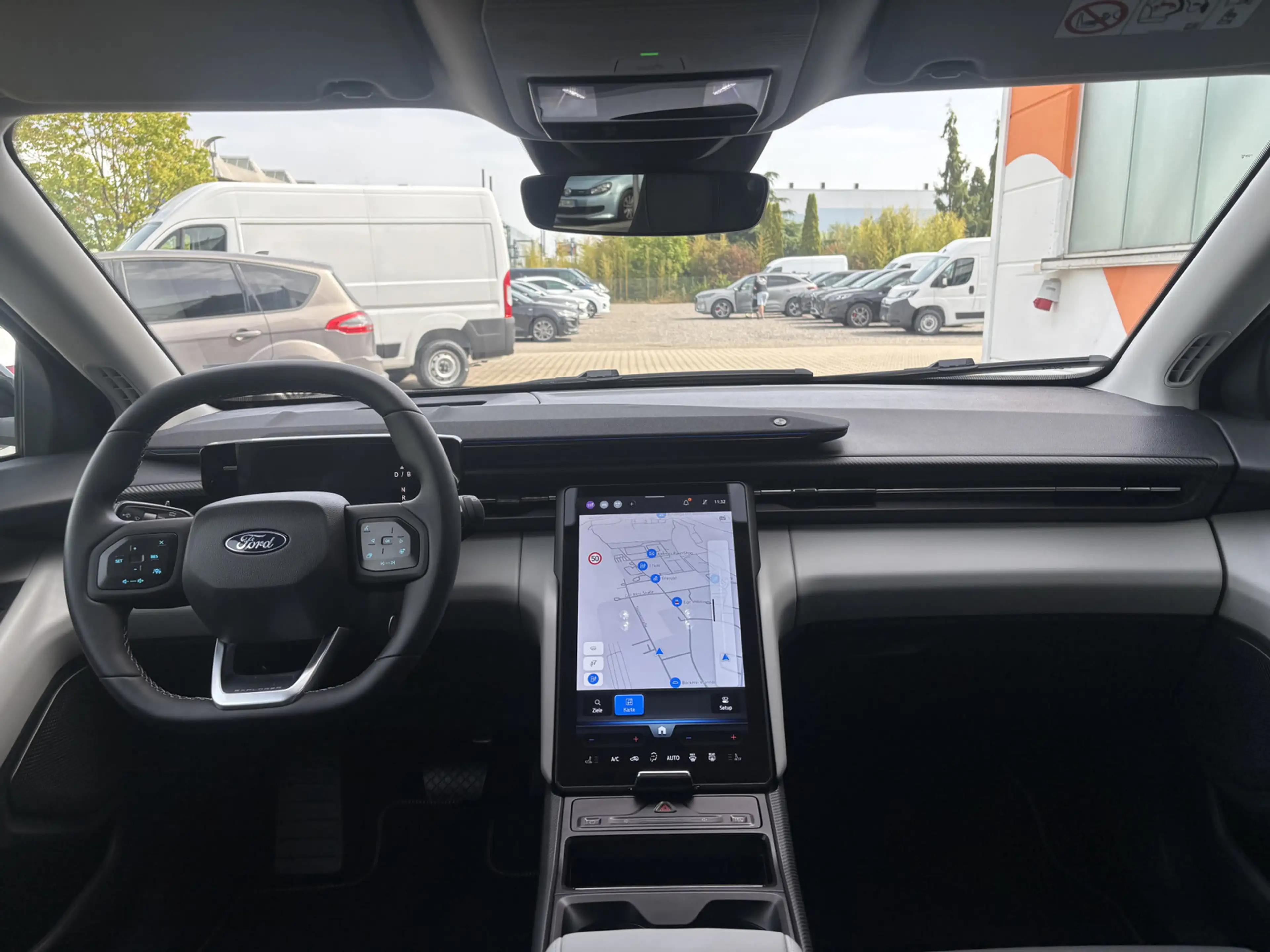 Ford Explorer Premium 340PS Allradantrieb 360° Kamera — photo 12