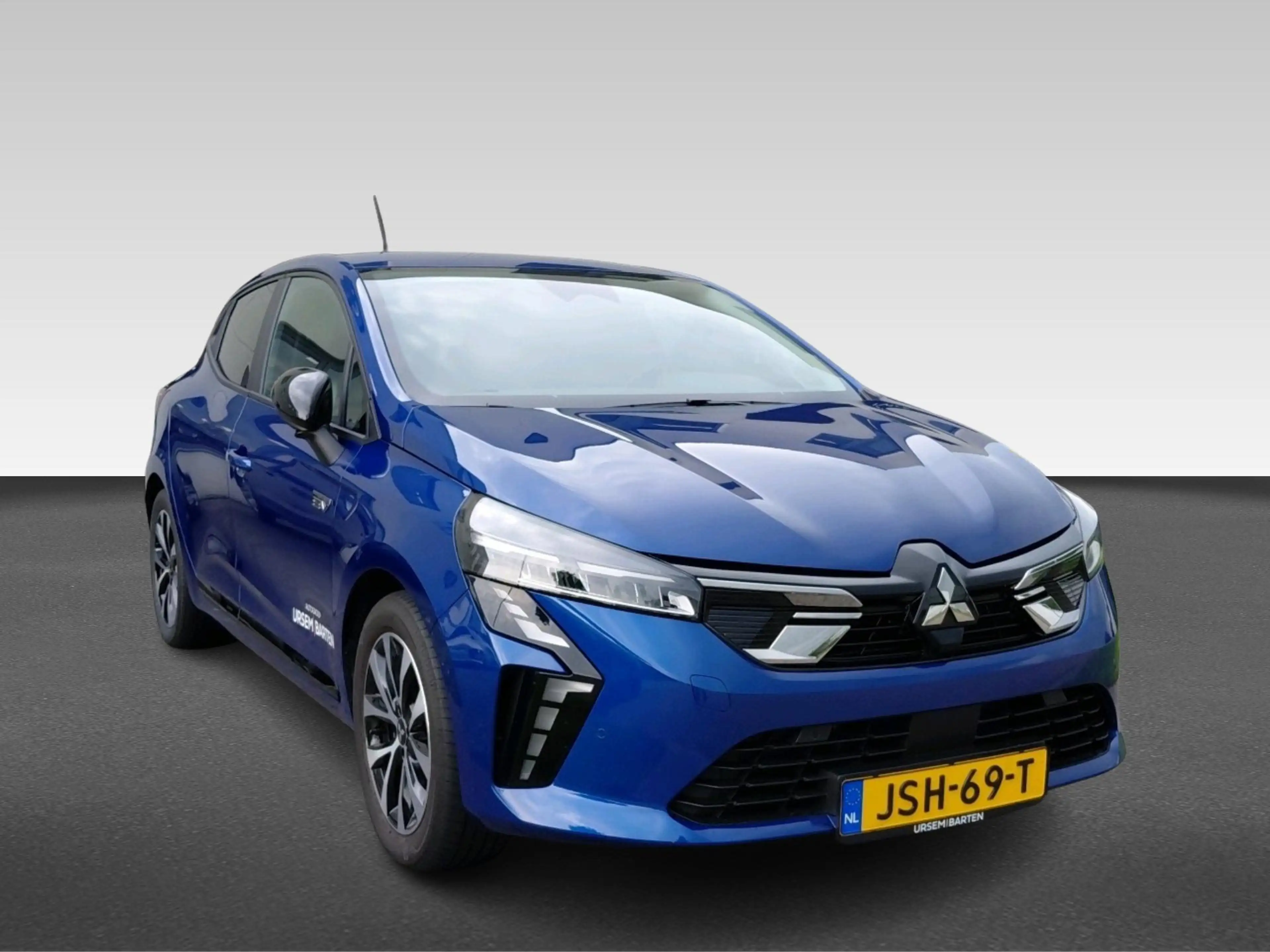 Mitsubishi Colt 1.6 HEV Intense — photo 8
