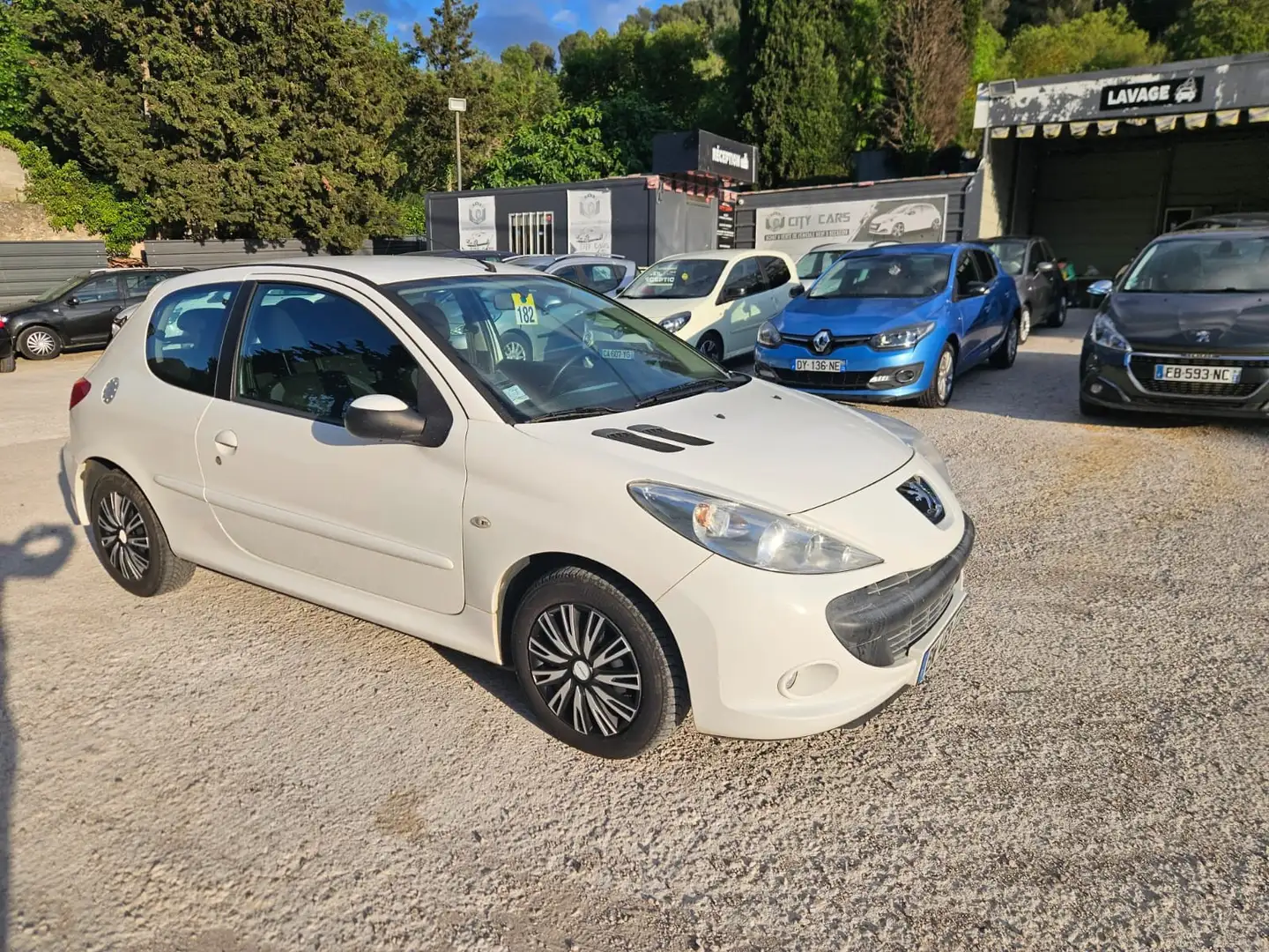 Peugeot 206 Acces Blanc - 1