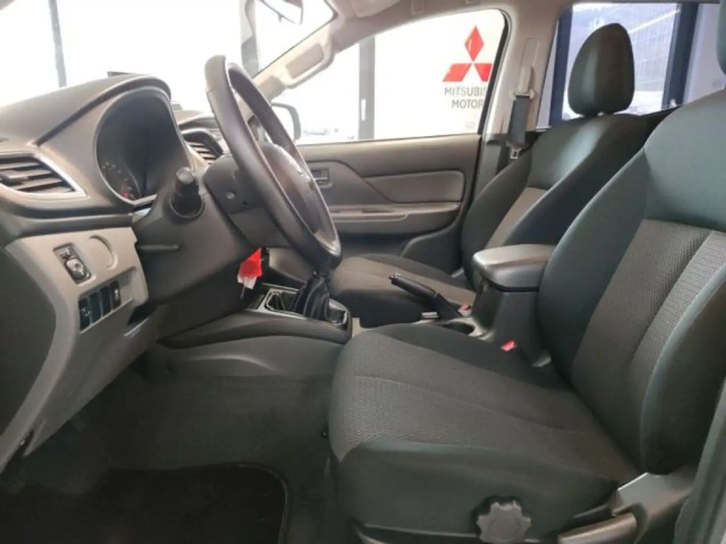 Fiat Fullback 2.4 150CV Doppia Cabina SX S&S Szürke - 2