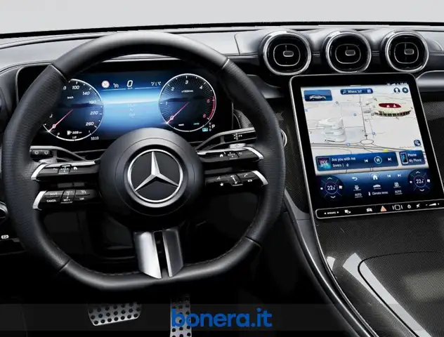 Mercedes-Benz GLC view 5