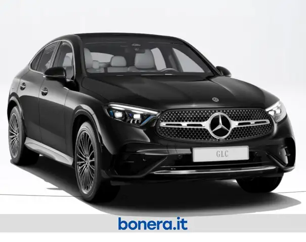 Mercedes-Benz GLC view 2