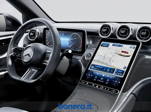 Mercedes-Benz GLC view 6