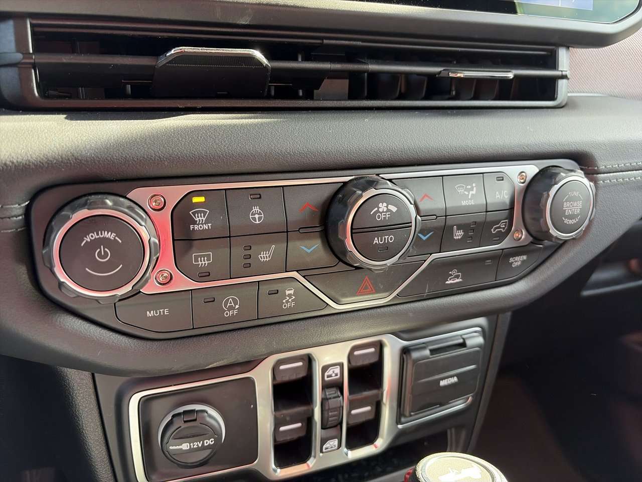 used 2026 Jeep Wrangler car, priced at $49,370