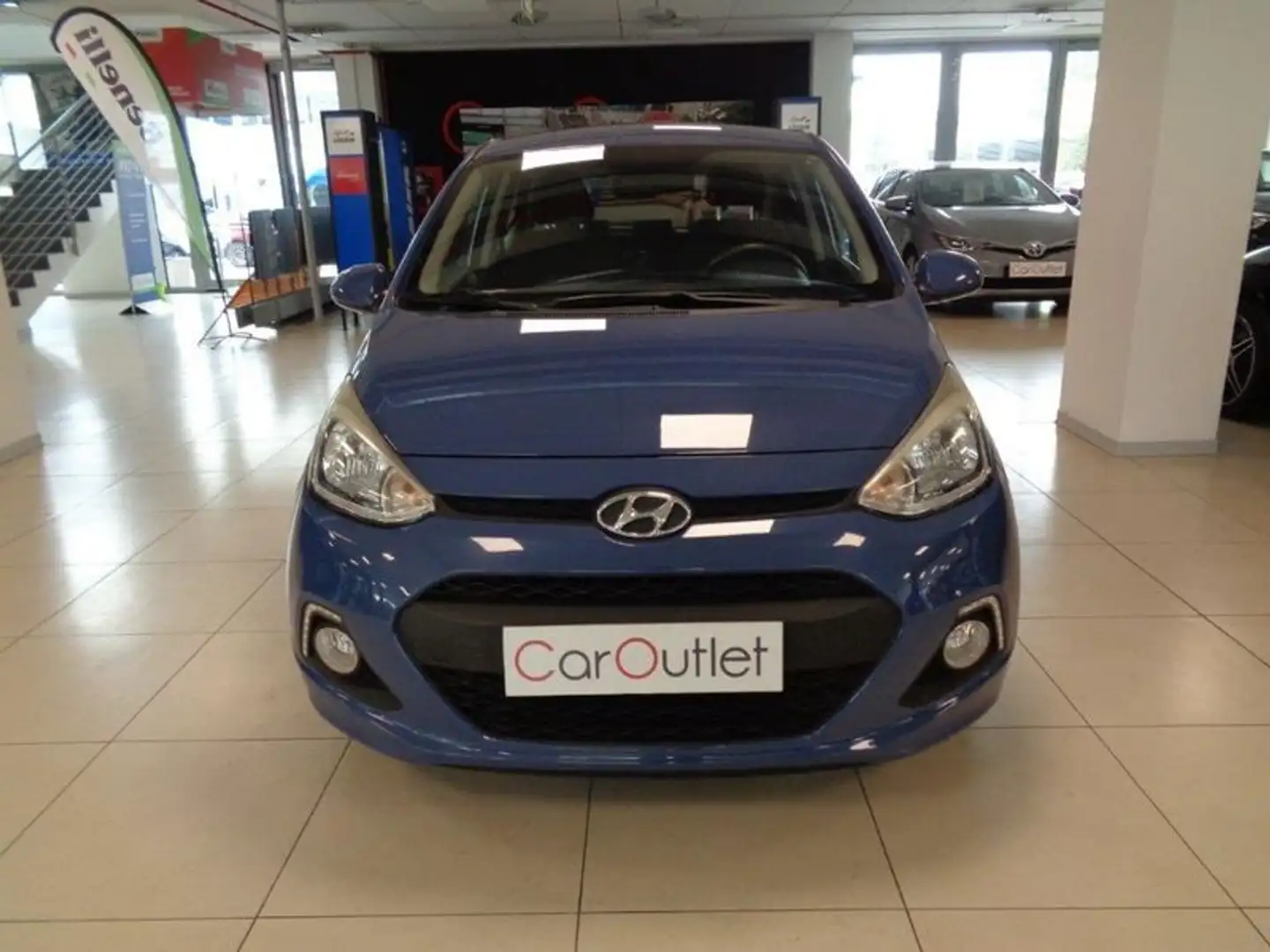 Hyundai i10 i10 1.1 12V Classic Plus Bleu - 2