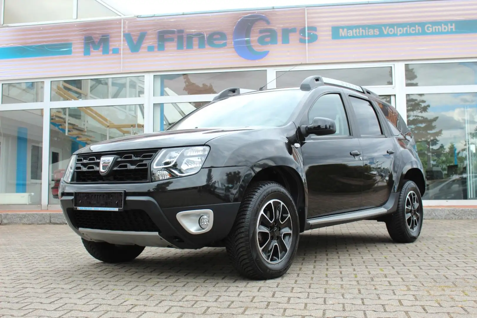 Dacia Duster I Black Shadow 4x2 Schwarz - 1