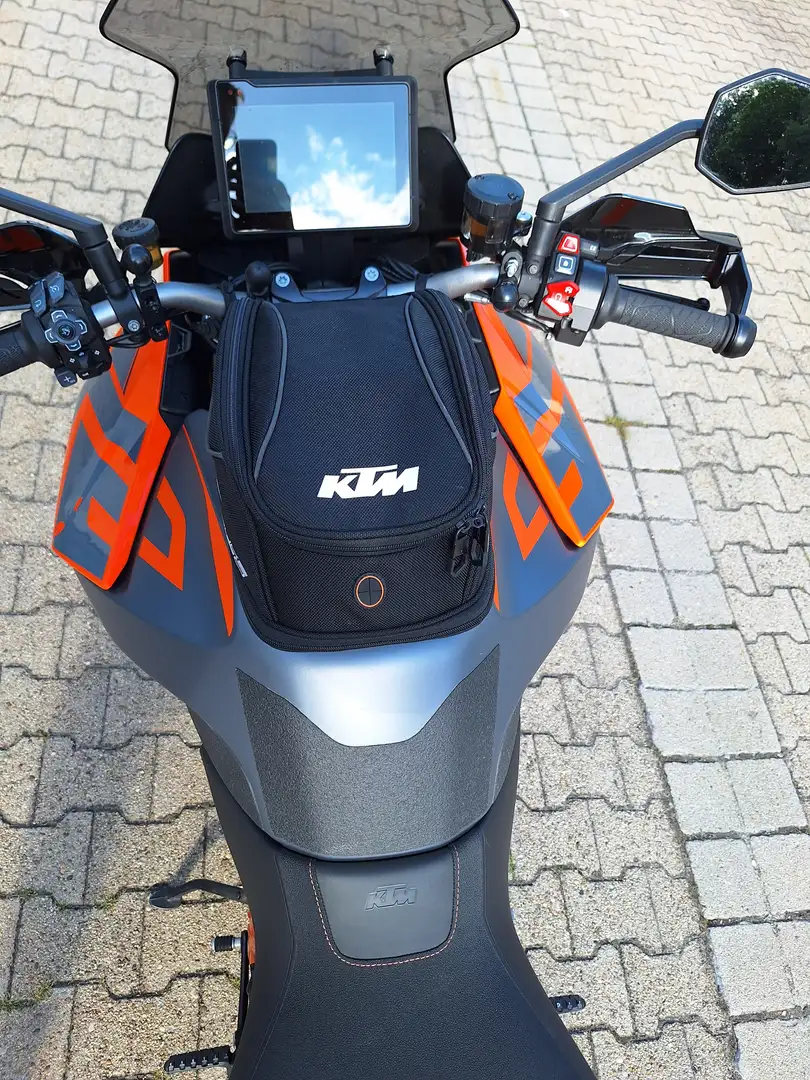 KTM 1290 Super Duke GT - 1
