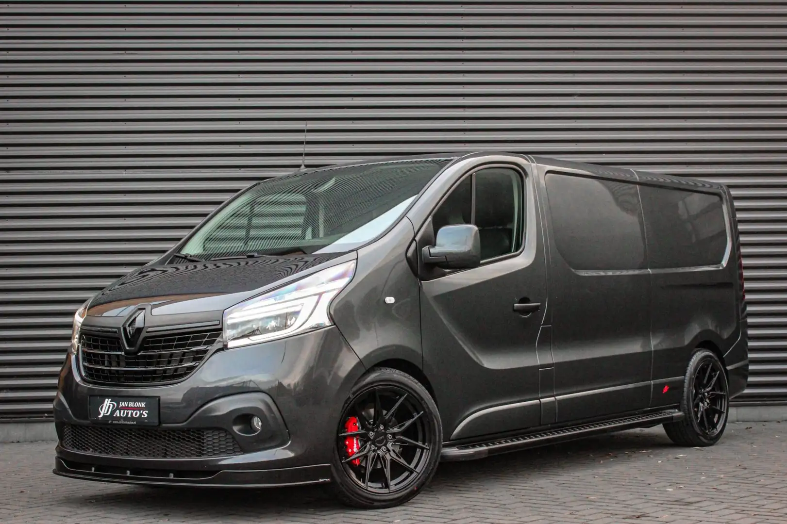 Renault Trafic 2.0 dCi T29 L2H1 Work Edition FULL BLACK / SIDE- B Grijs - 1