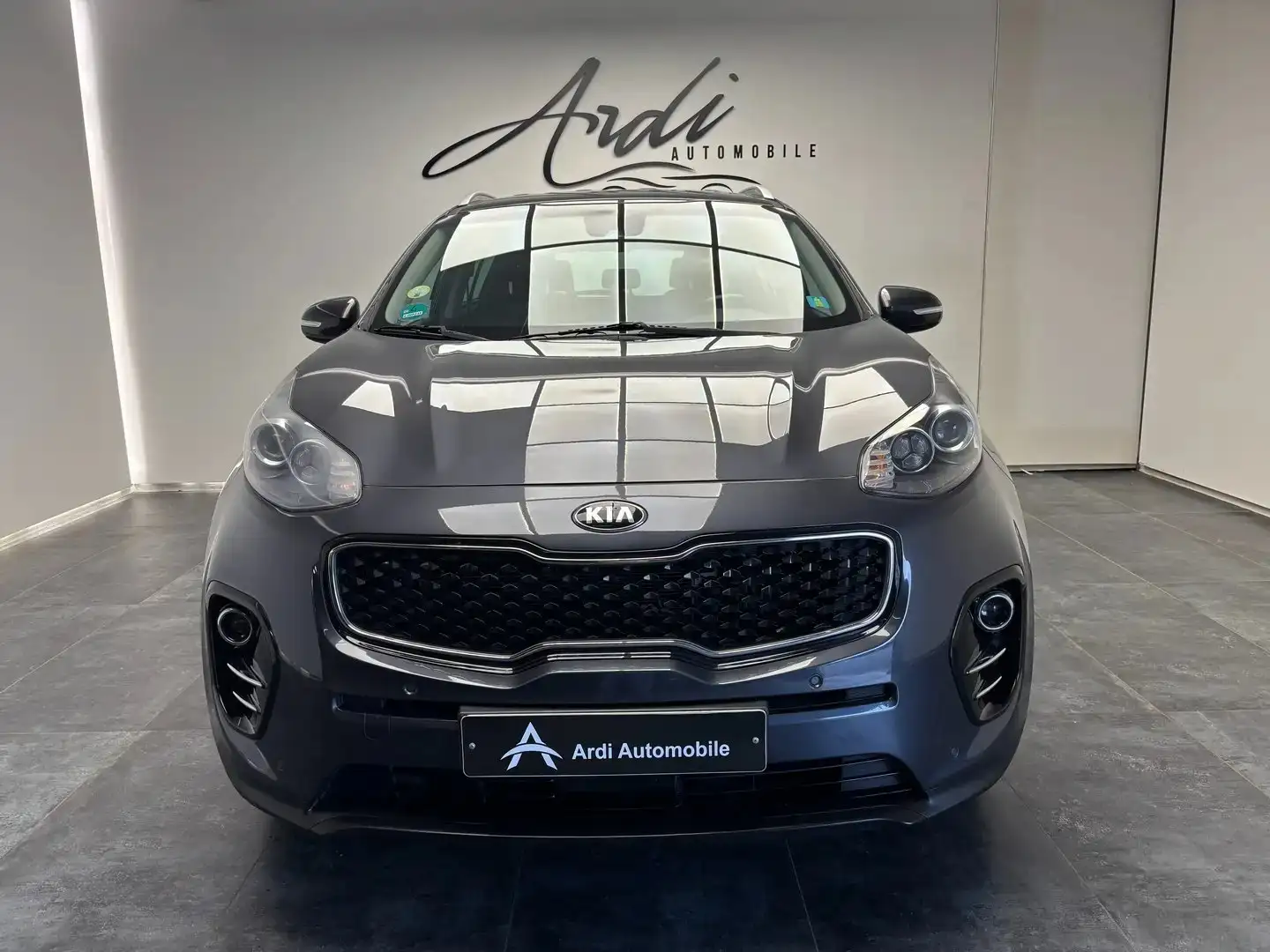 Kia Sportage 1.7 CRDi *SIEGE CHAUFF*CAMERA*1ER PROPRIO*GARANTIE Gris - 2