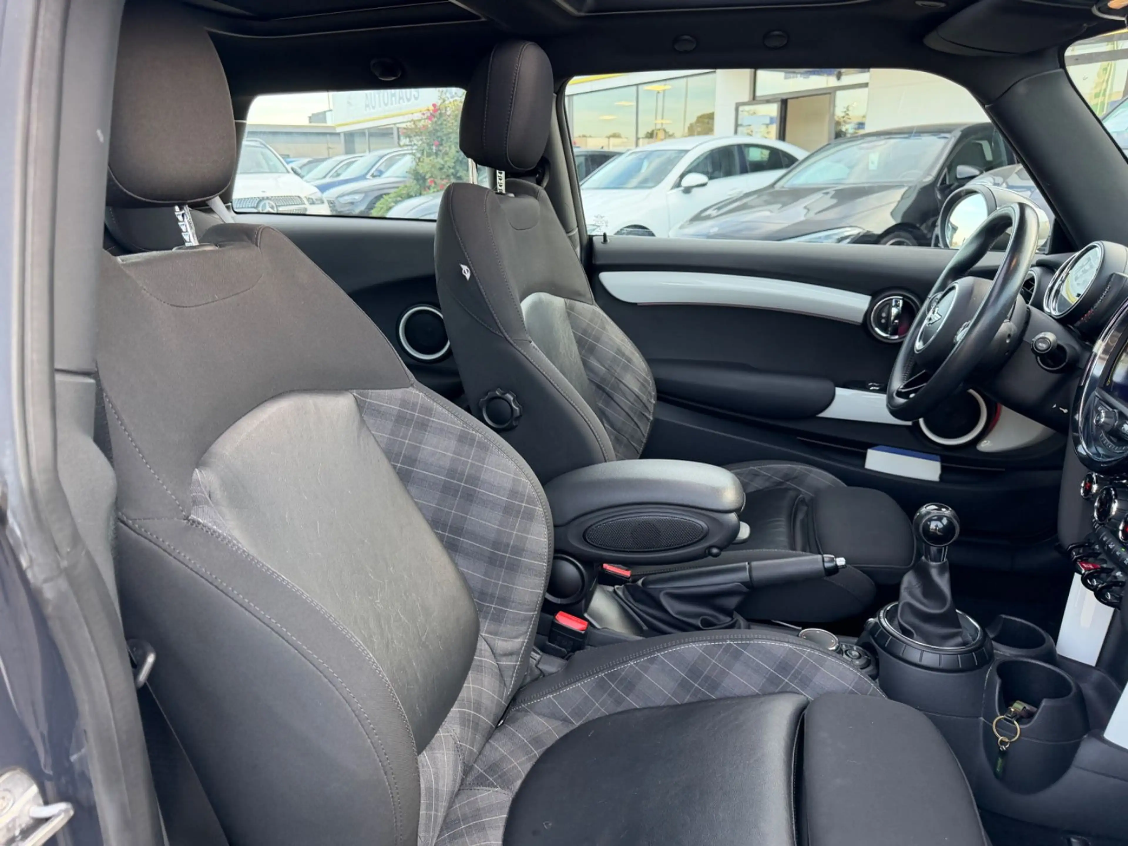 MINI Cooper SD COOPER SD Euro6, Pano, Navi, LED — photo 14