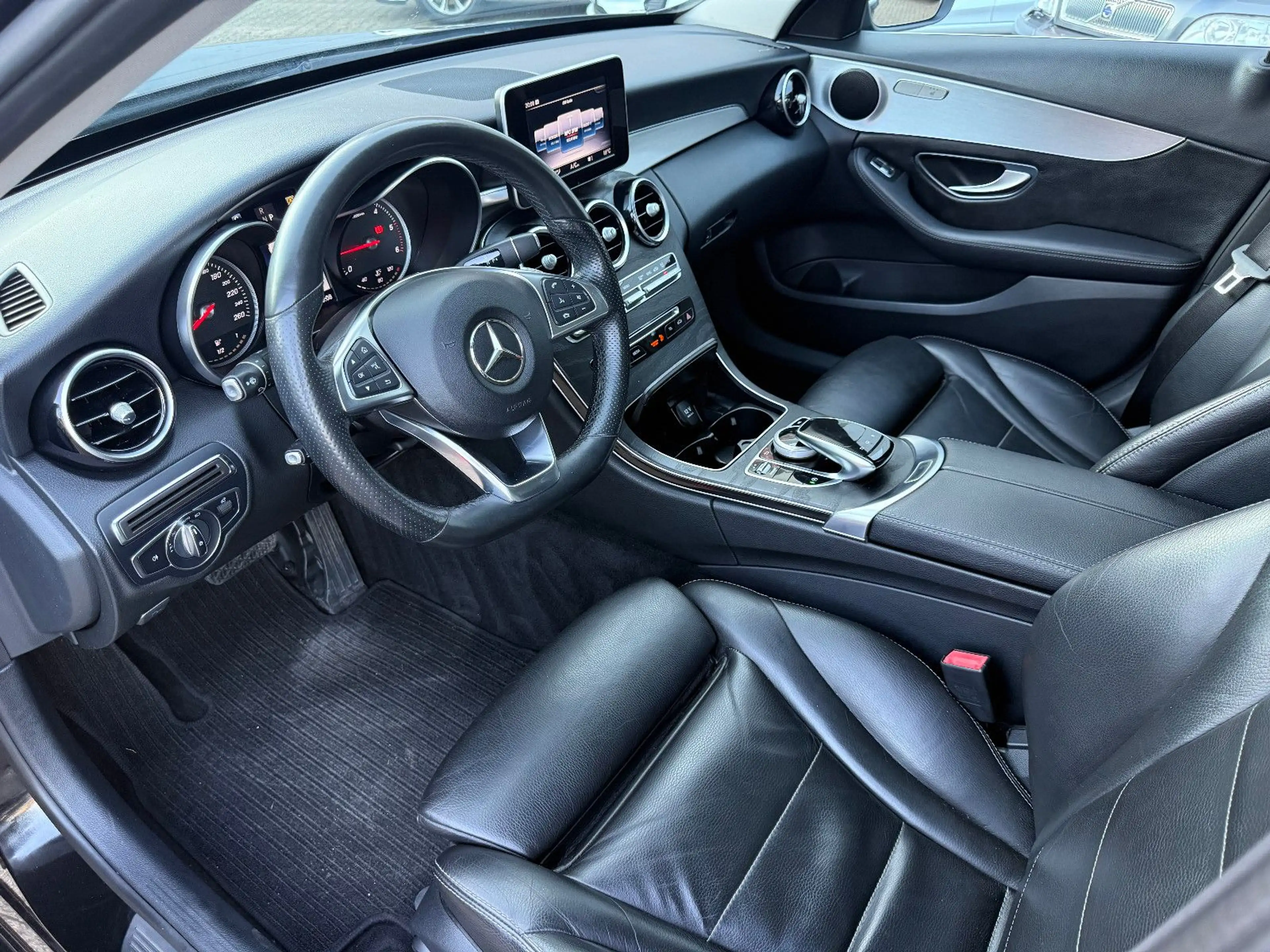 Mercedes-Benz C 220 C Limousine C 220 BlueTec *AMG*PANO — photo 9