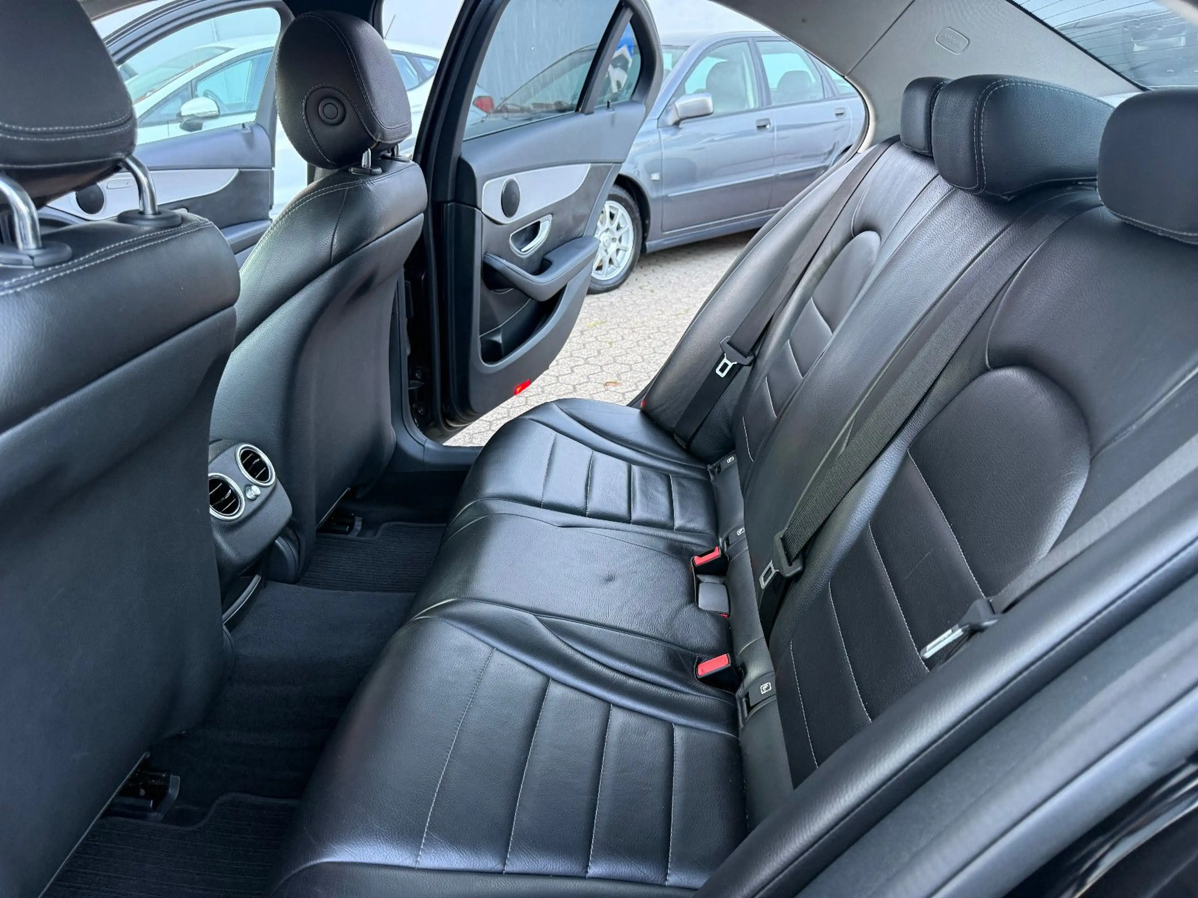 Mercedes-Benz C 220 C Limousine C 220 BlueTec *AMG*PANO — photo 12