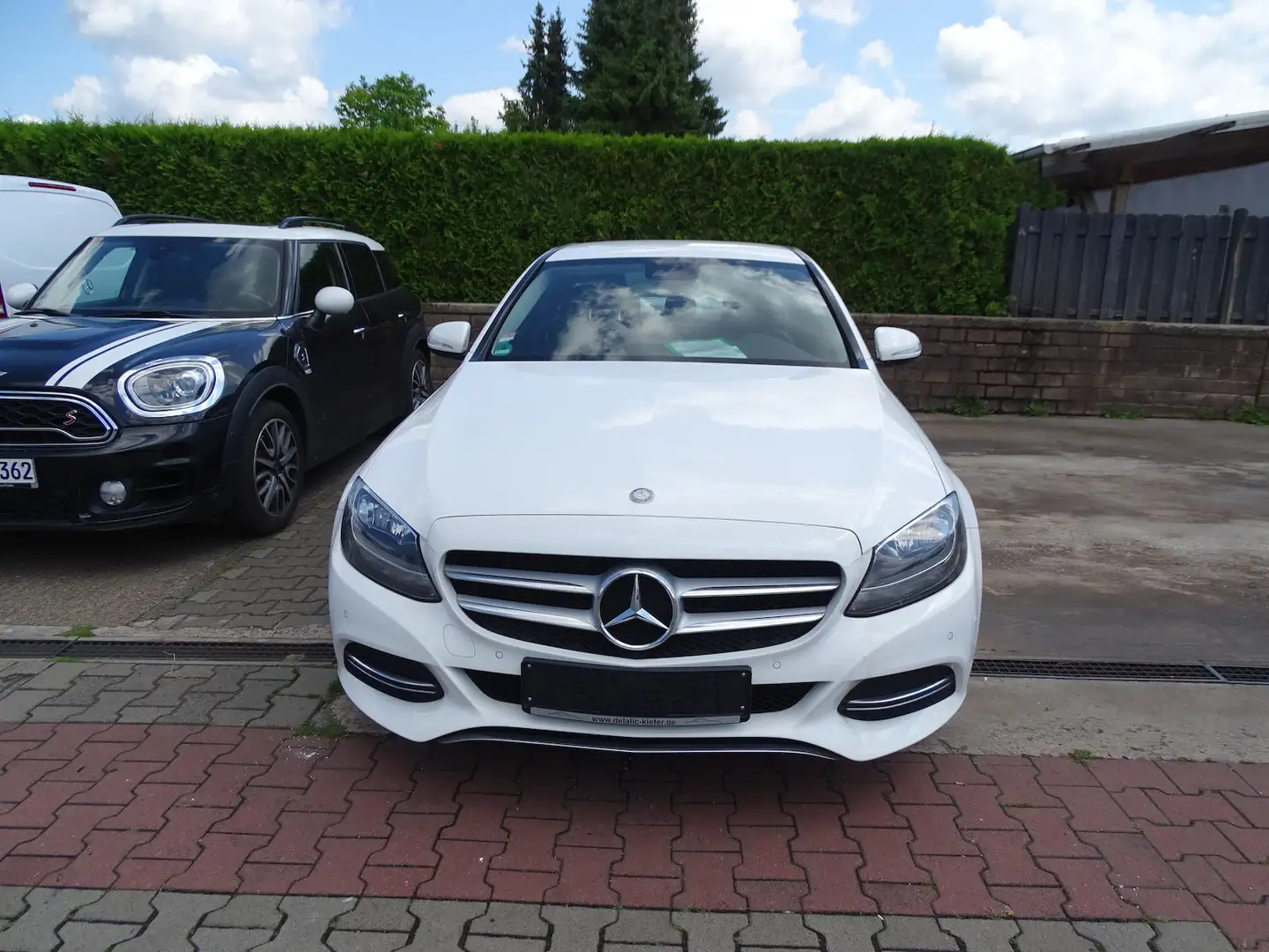 Mercedes-Benz C 180 Avantgarde Automatik, Klima, Navigation, Aktiver P Weiß - 1