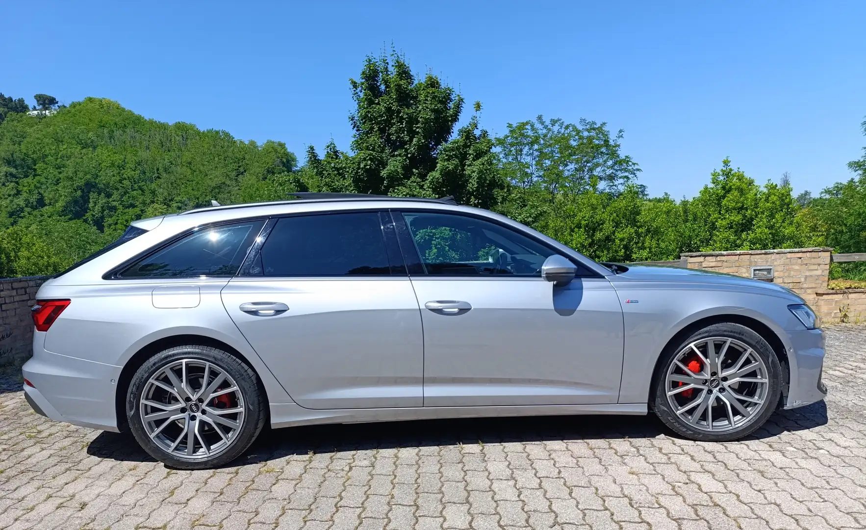 Audi A6 Avant 40 2.0 tdi mhev Plus quattro ultra s-tronic Argent - 1