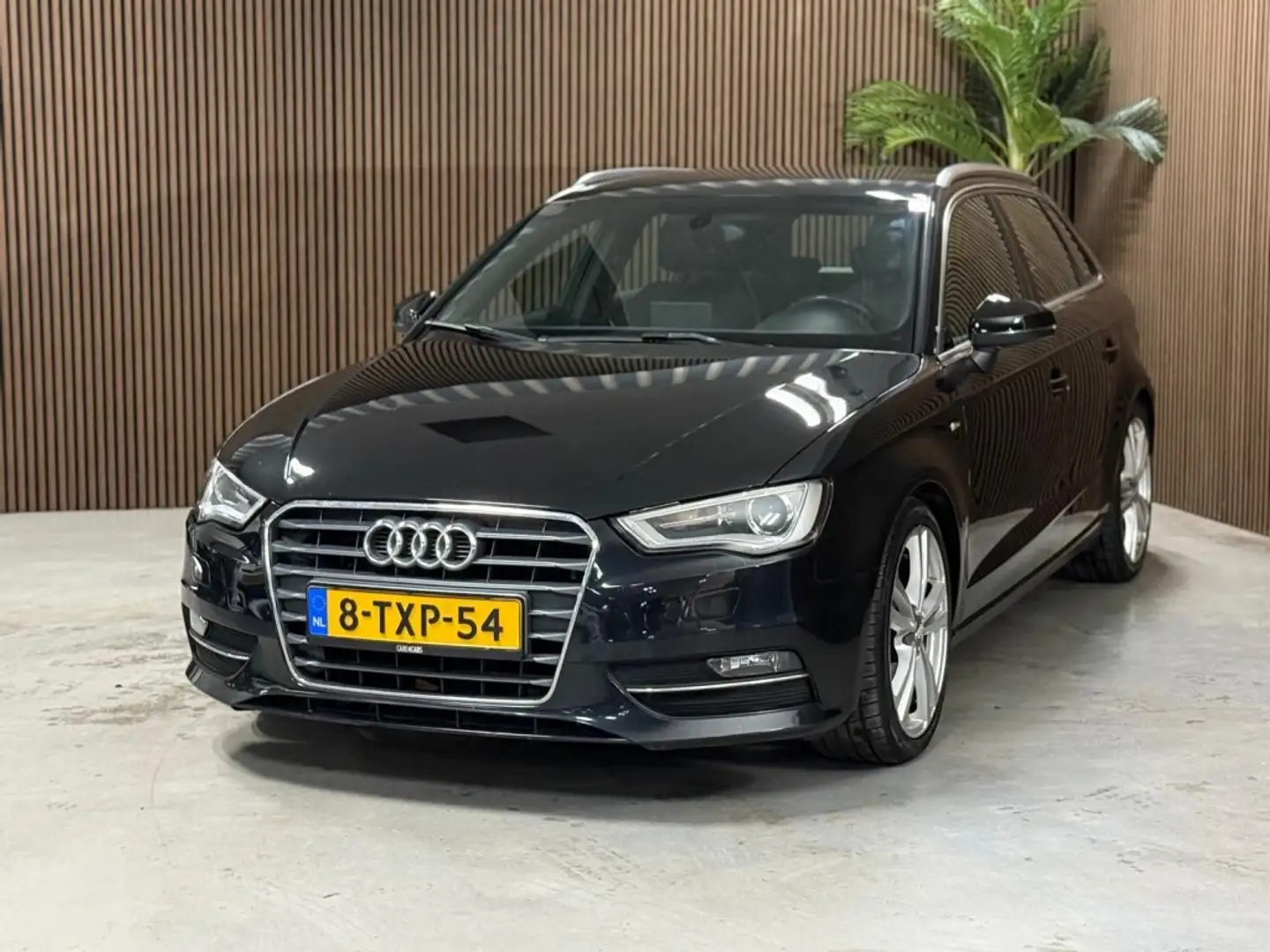 Audi A3 Sportback 1.4 TFSI S-Line Noir - 2