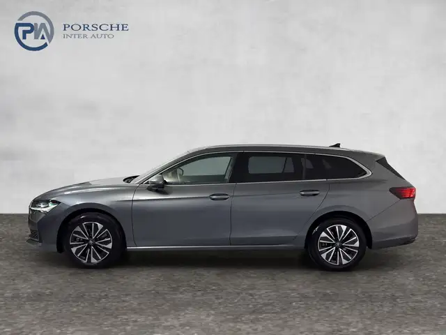 Skoda Superb view 3