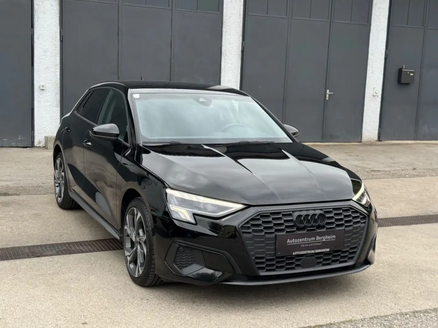 Audi A3 SB 30 TDI S-tronic intense Schwarz - 2