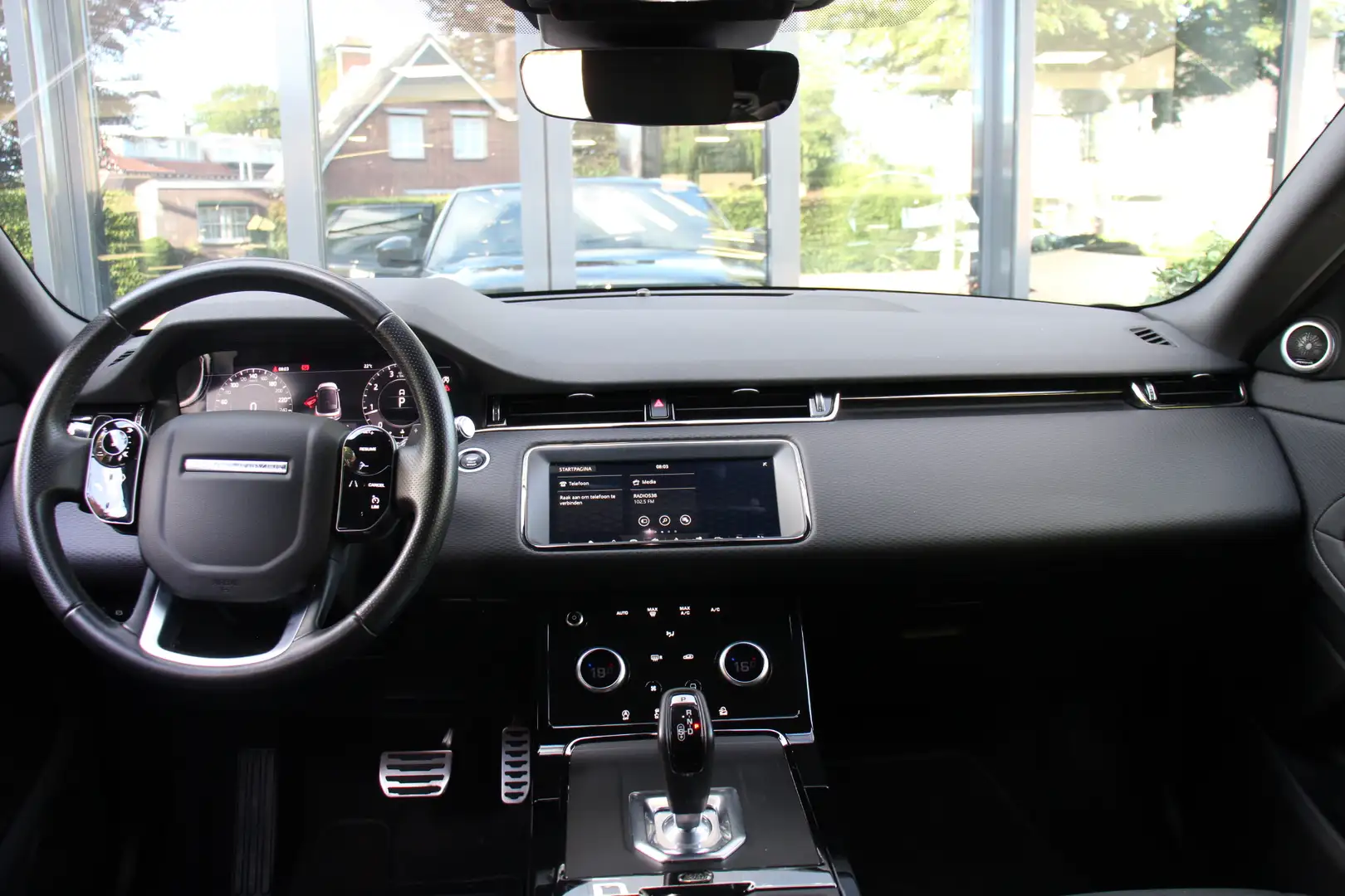 Land Rover Range Rover Evoque 2.0 P200 S R-Dynamic Zwart - 2