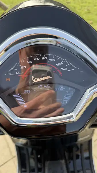 Vespa GTS Super 300 - foto 6