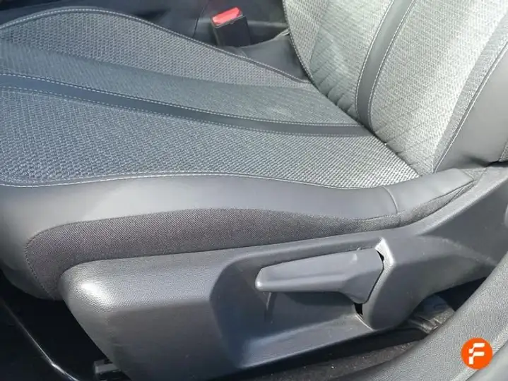 Peugeot 208 2025, foto 22