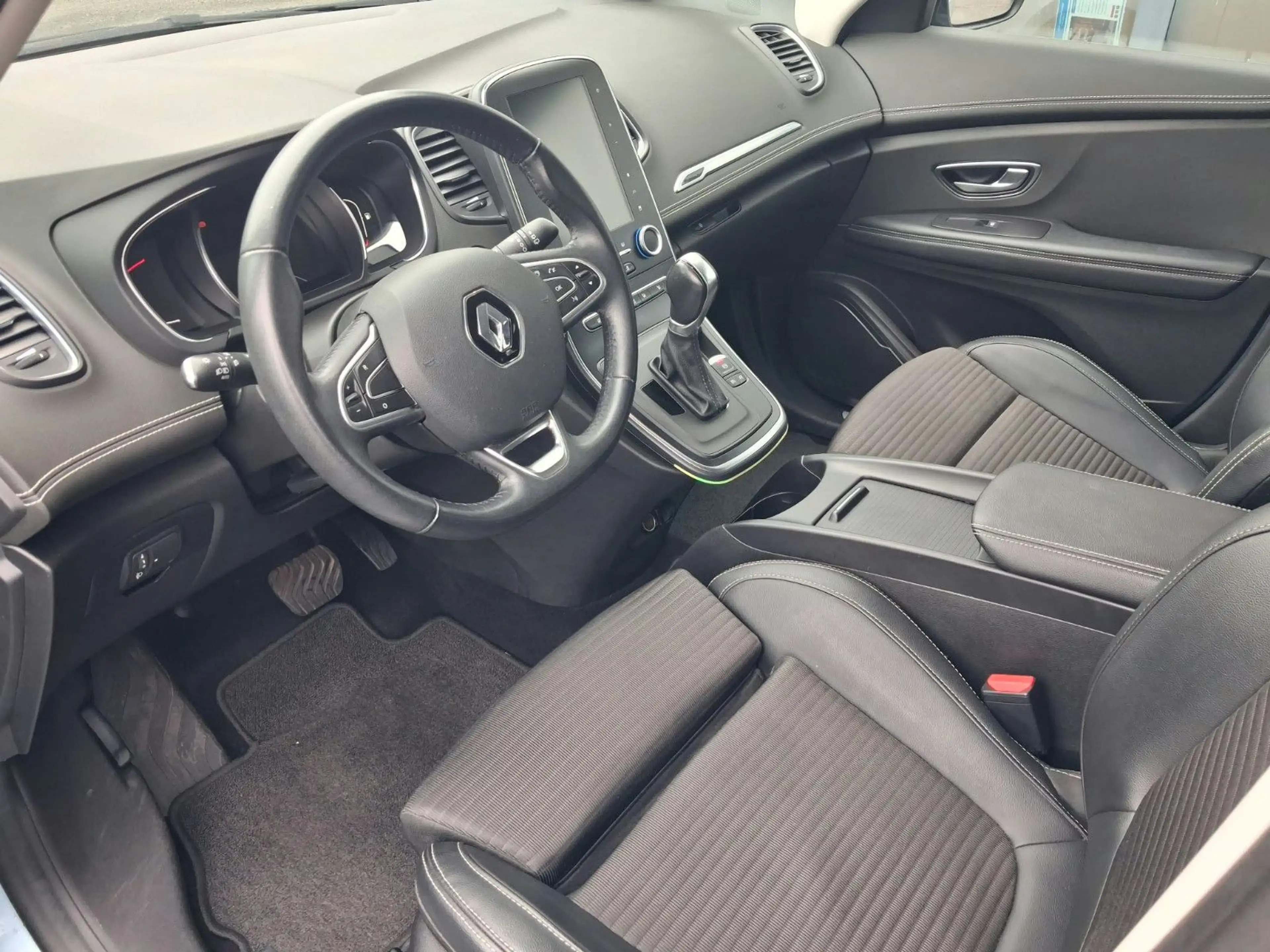 Renault Scenic IV Intens — photo 9